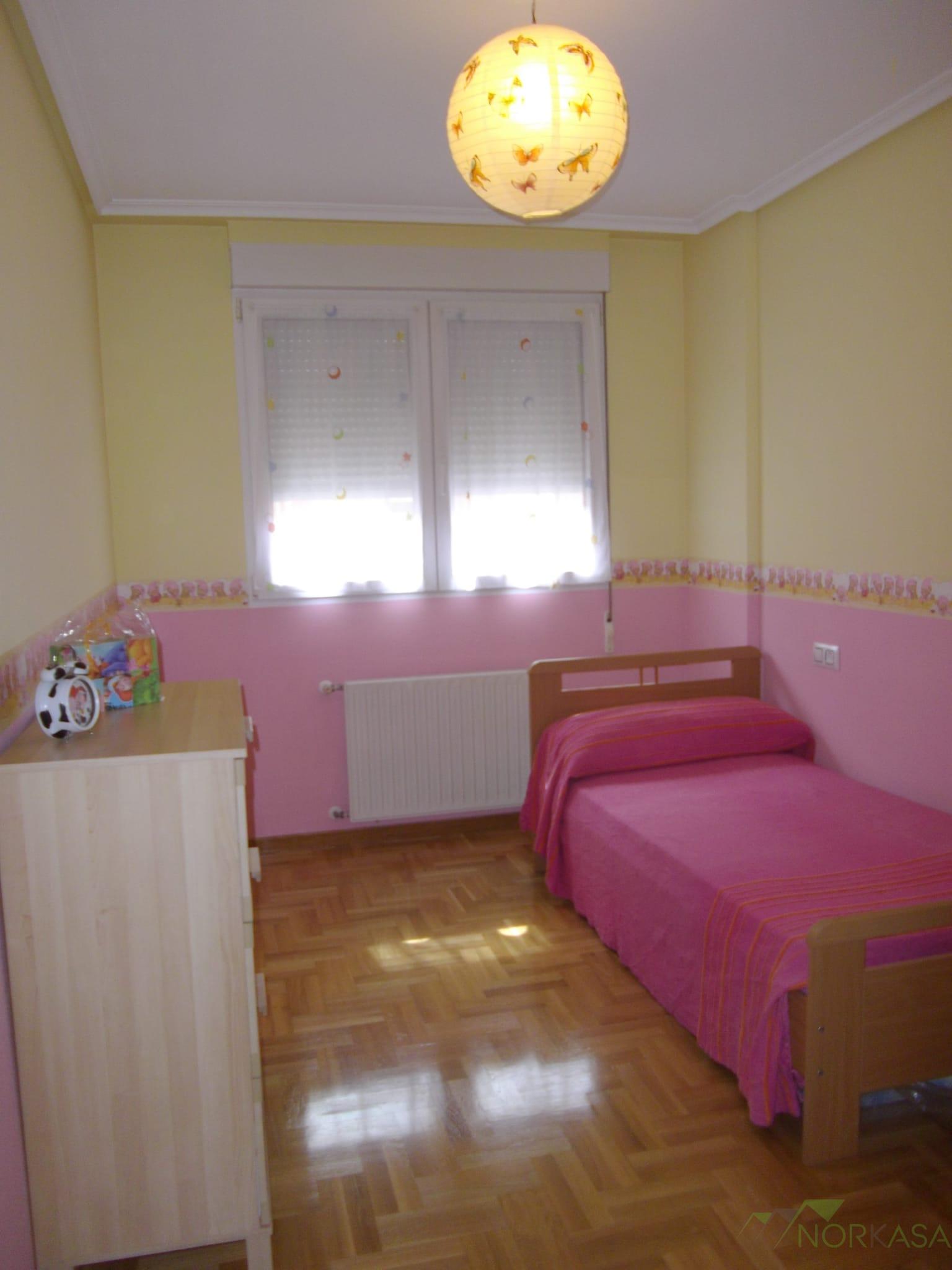 For sale of flat in Oviedo