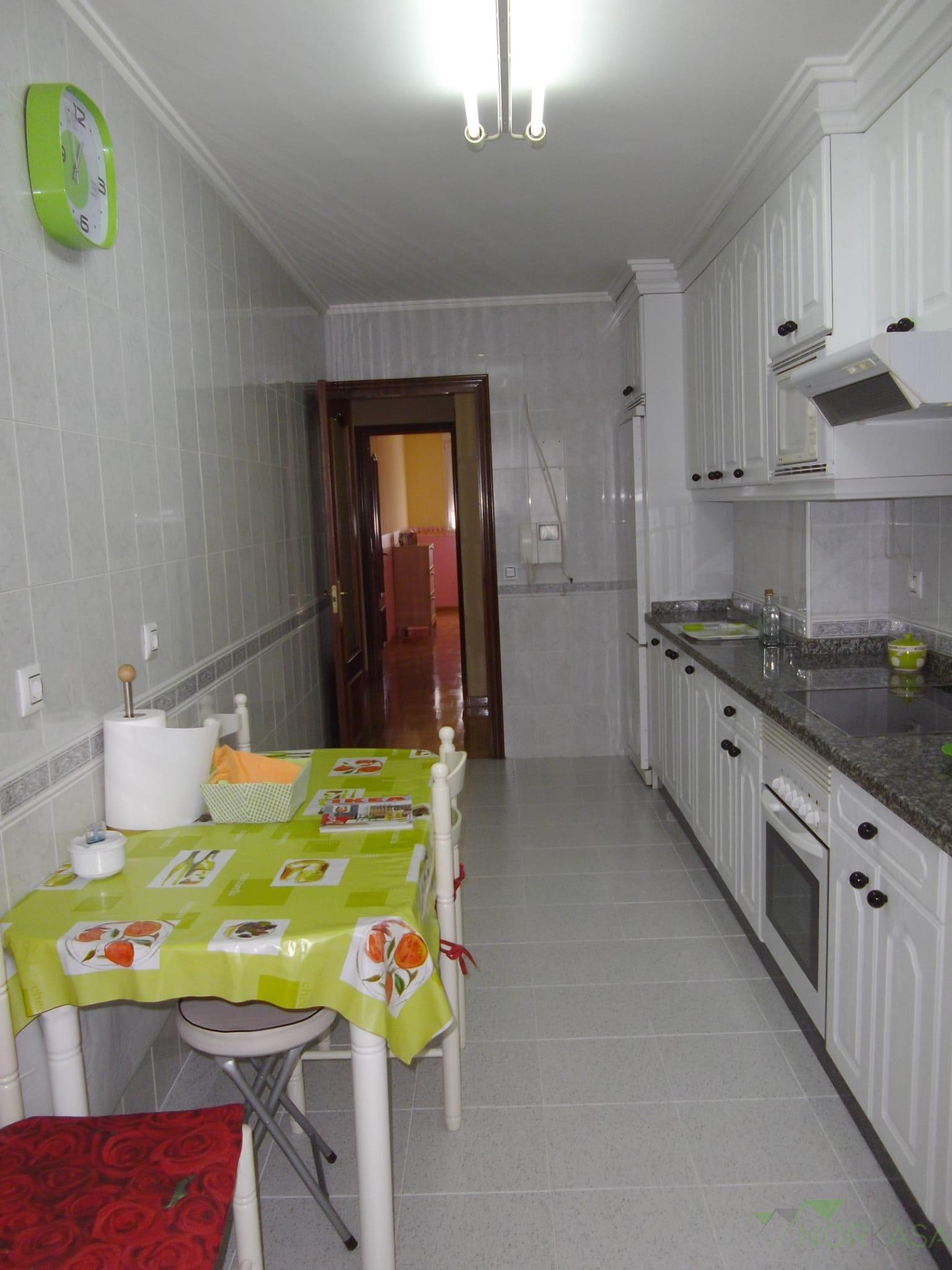 For sale of flat in Oviedo