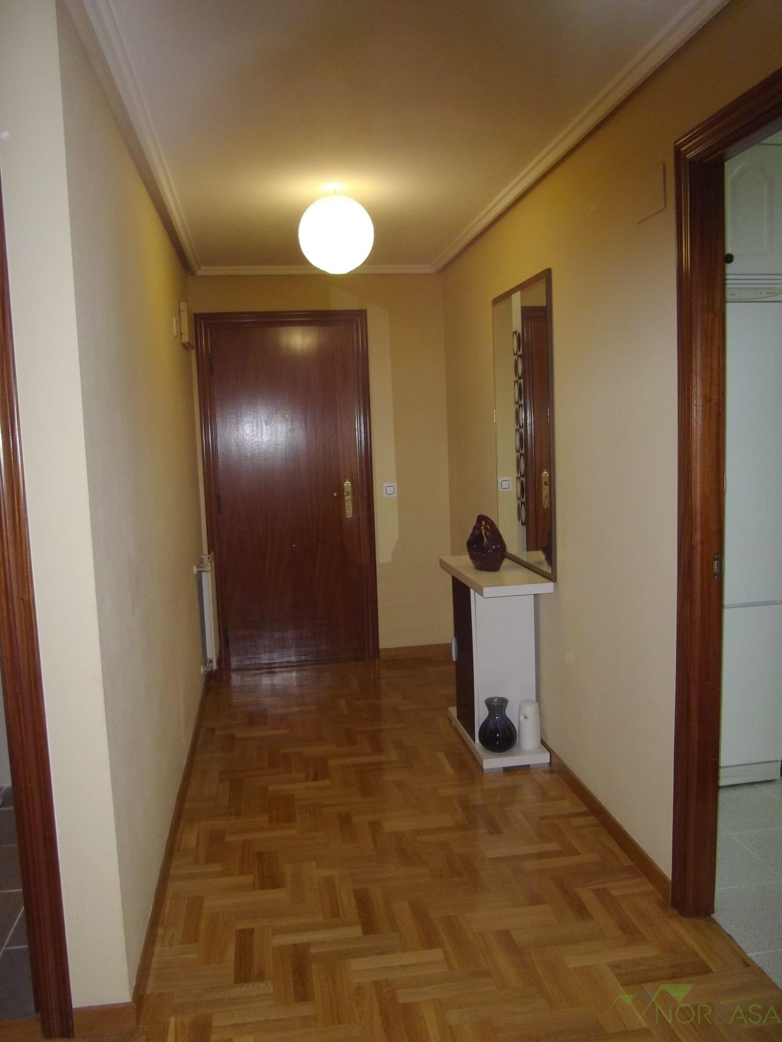 For sale of flat in Oviedo