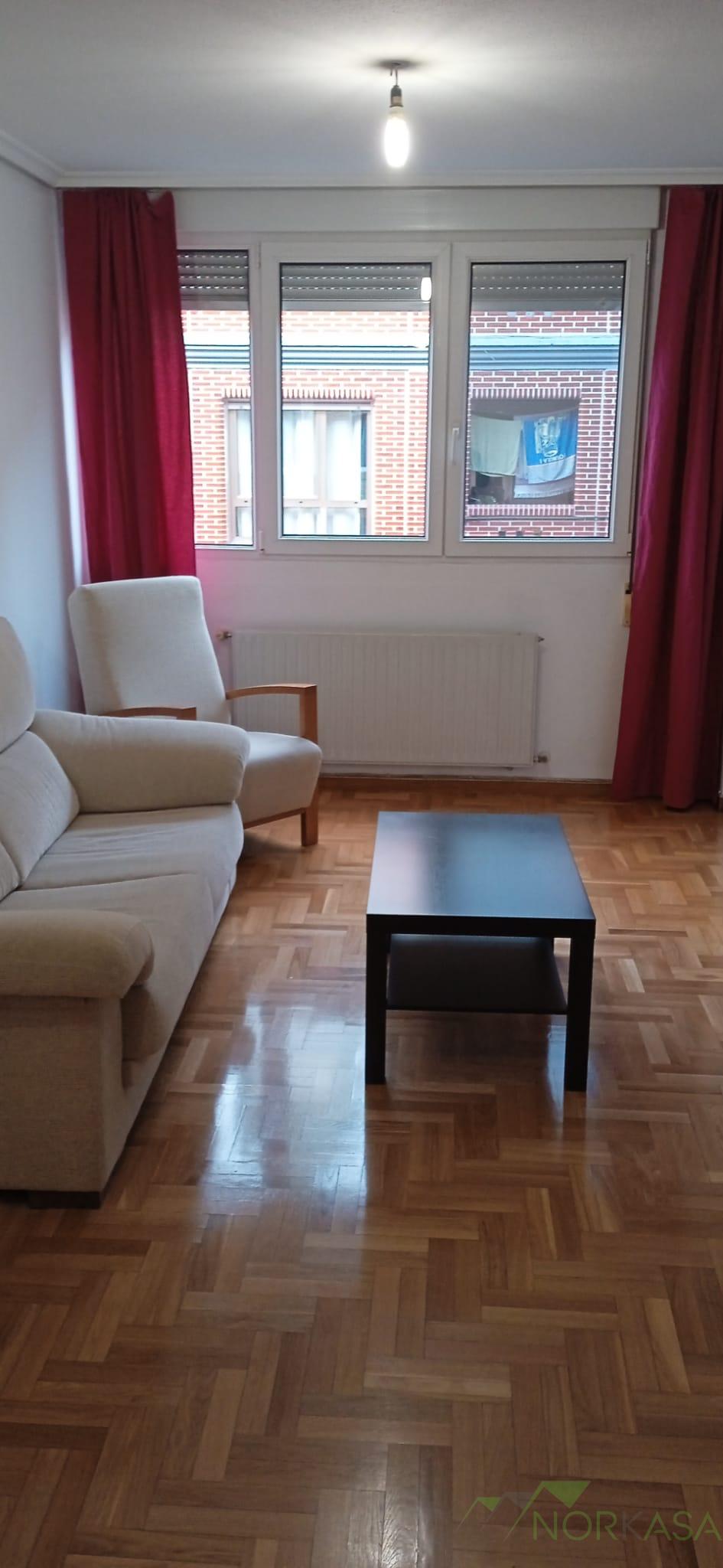 For sale of flat in Oviedo