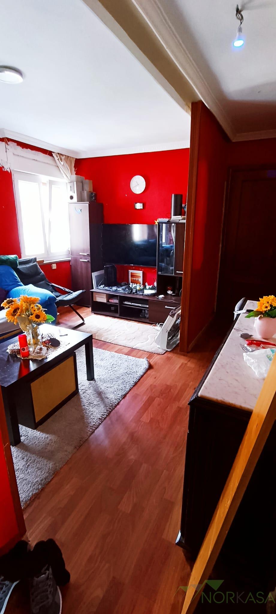 For sale of flat in Langreo