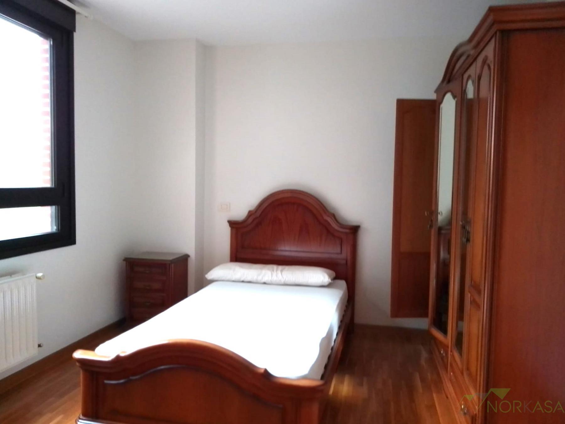 Venta de piso en Oviedo