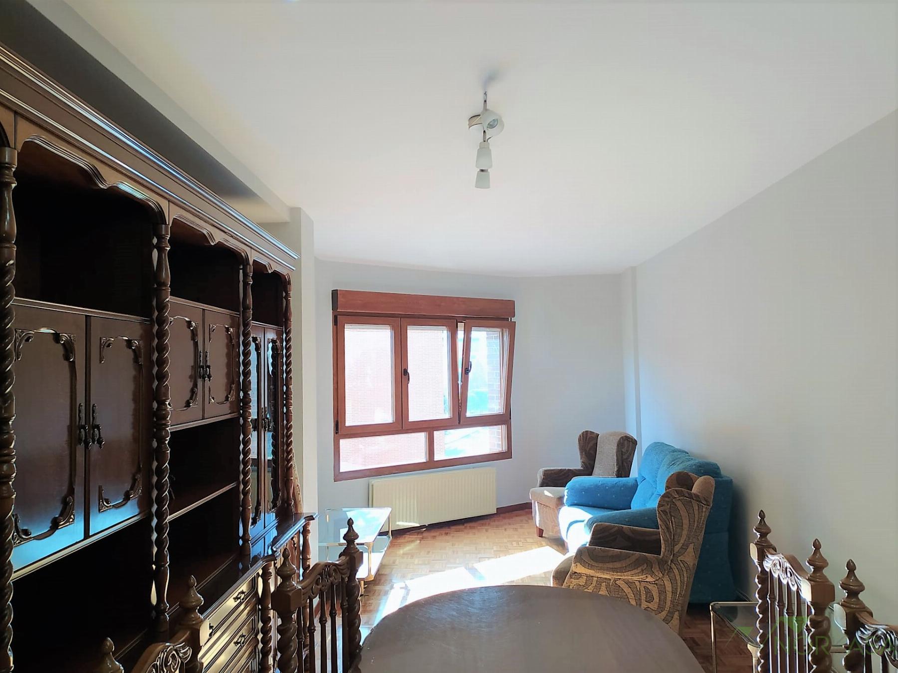 For sale of flat in Oviedo