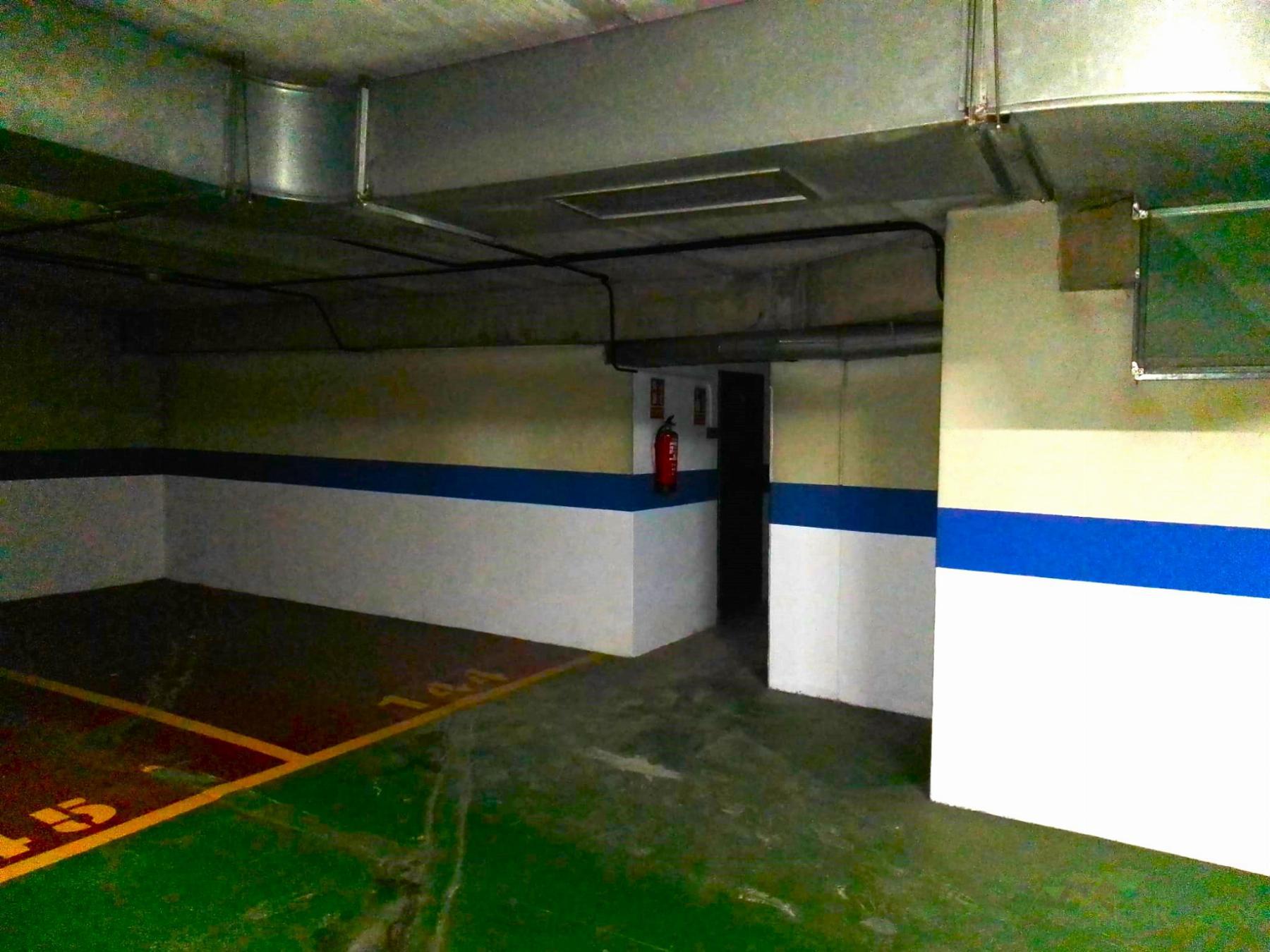 For sale of garage in Oviedo
