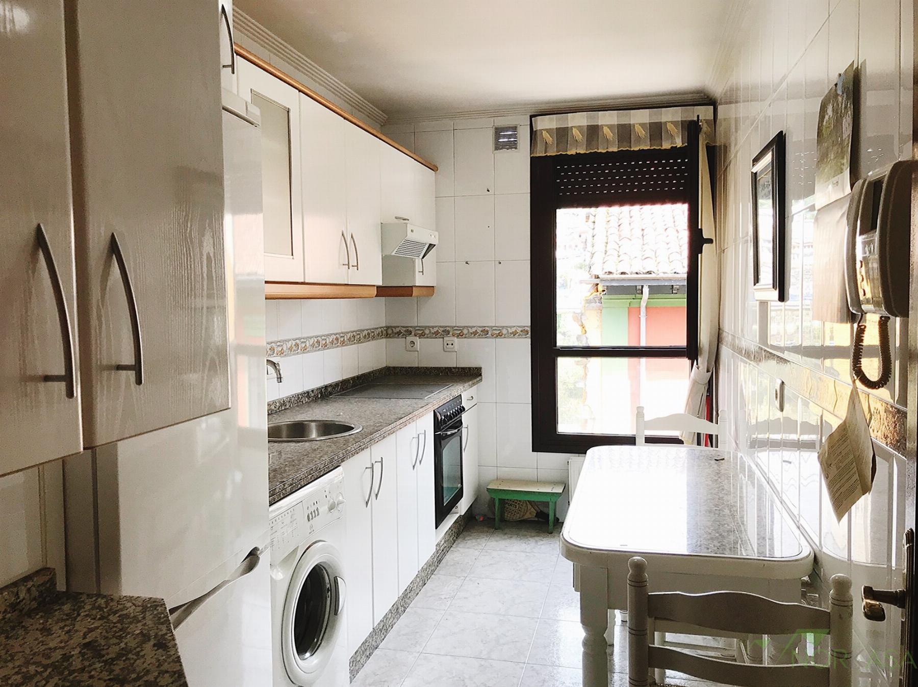 For sale of flat in Langreo