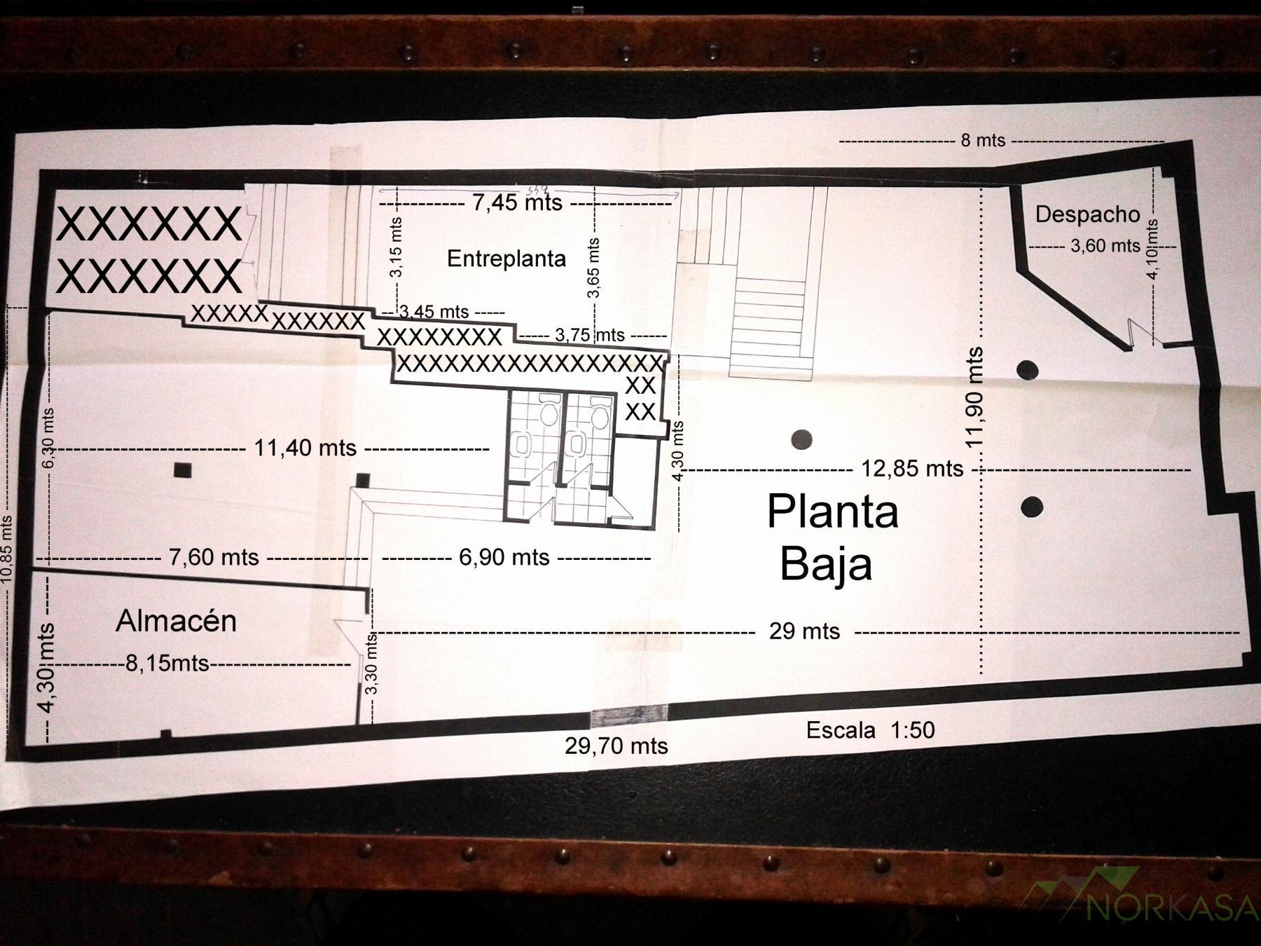 For sale of commercial in Oviedo
