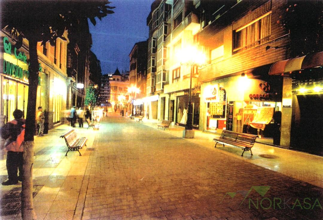 For sale of commercial in Oviedo
