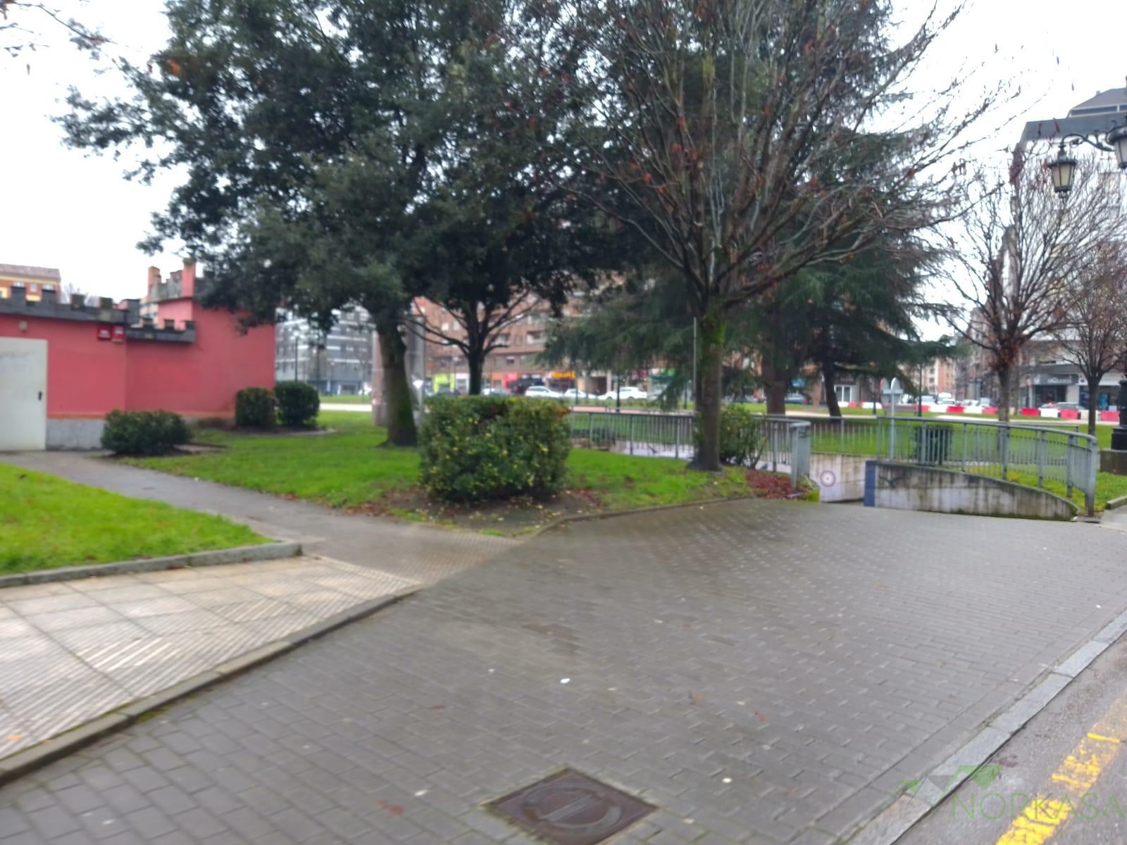 Venta de garaje en Oviedo