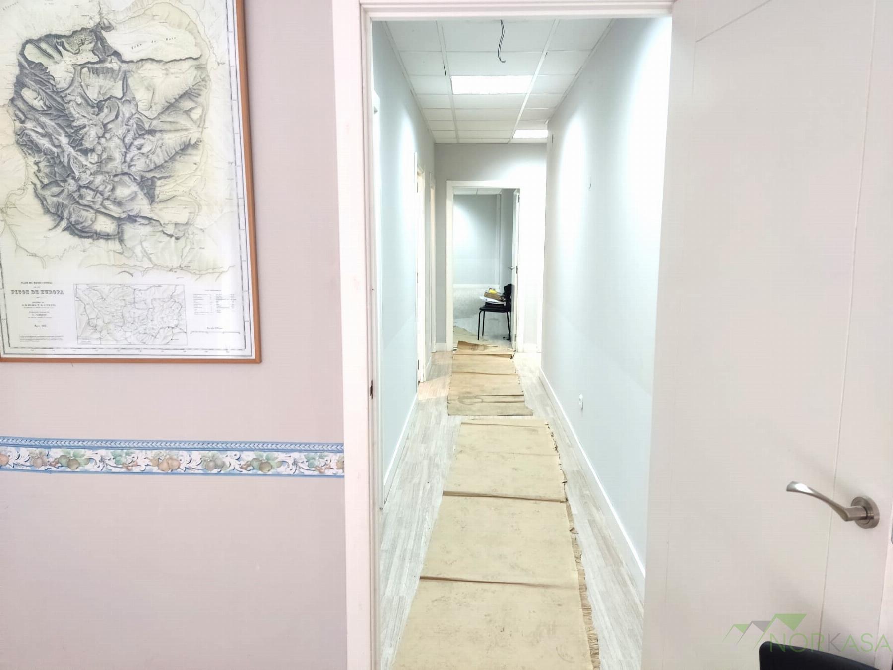 For rent of commercial in Oviedo