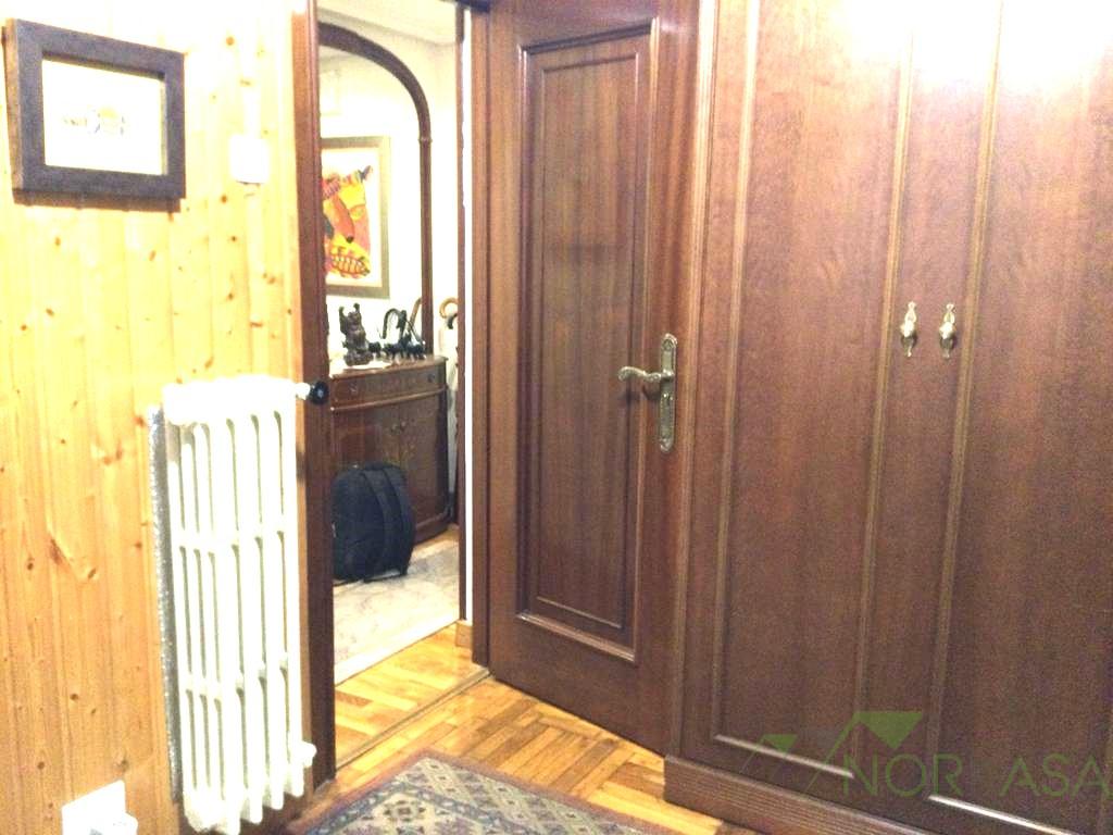 For sale of flat in Oviedo