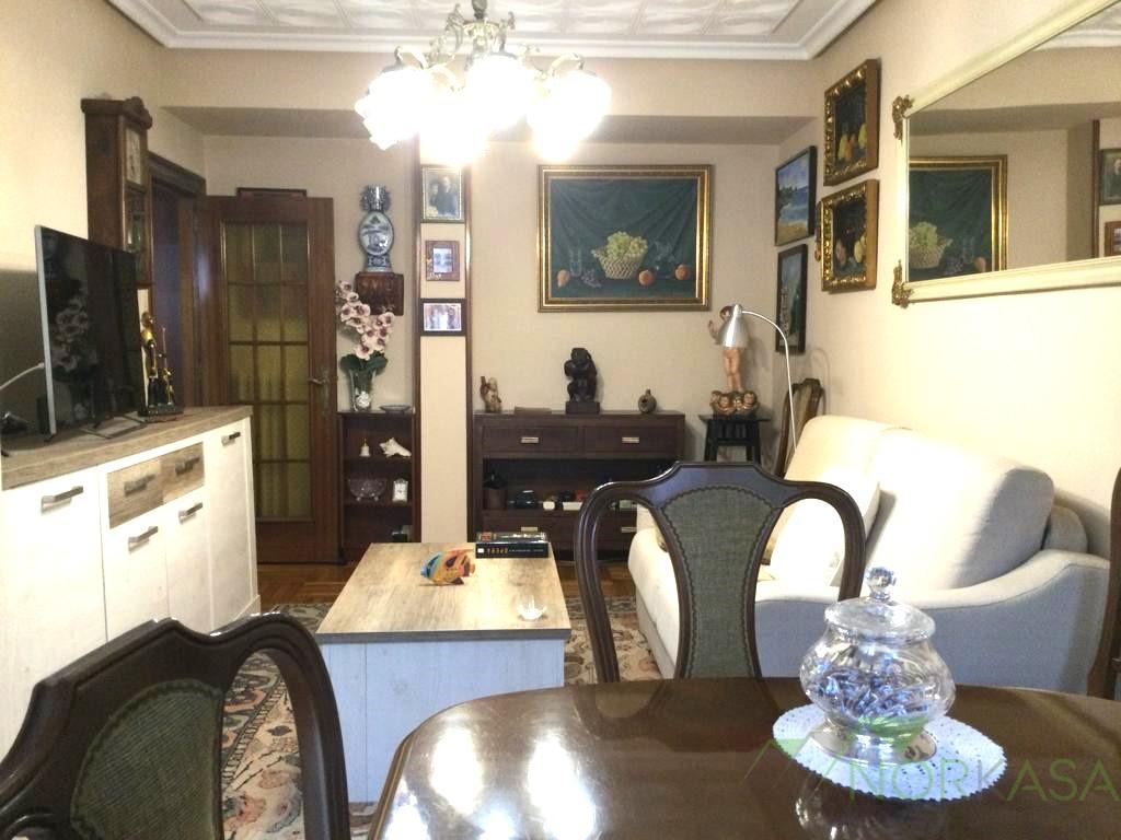 For sale of flat in Oviedo