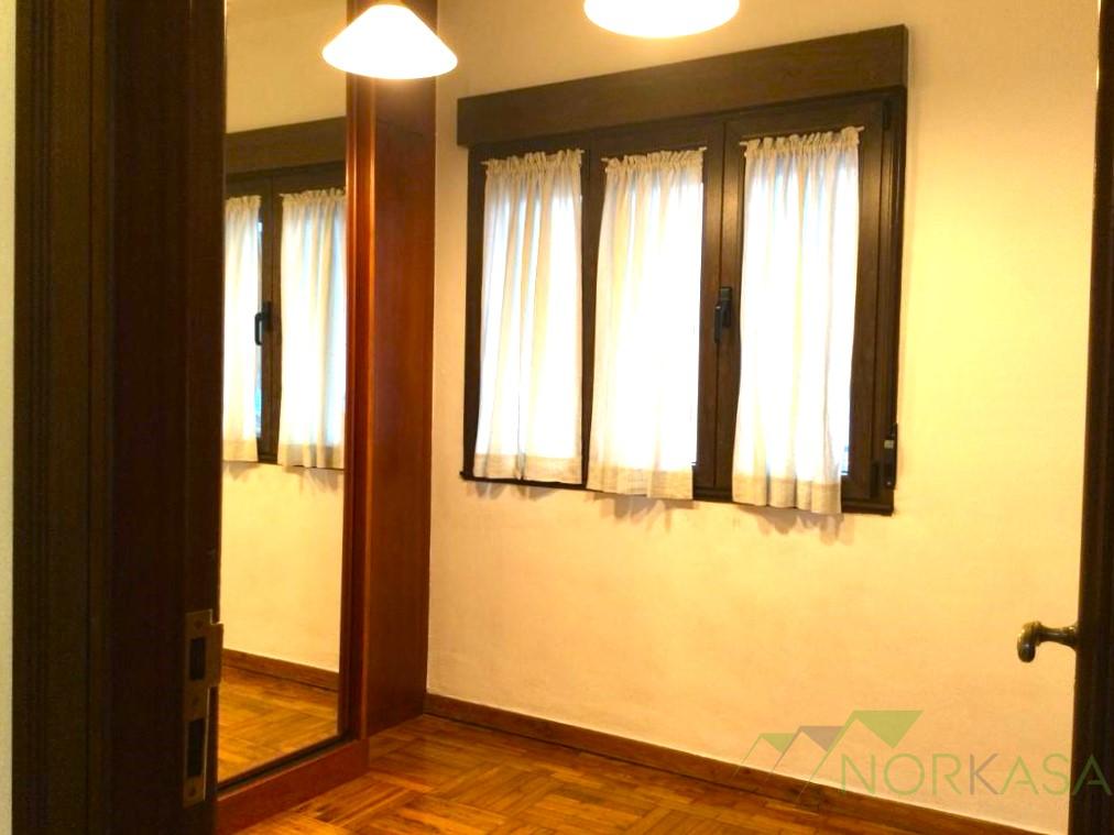 For sale of flat in Oviedo