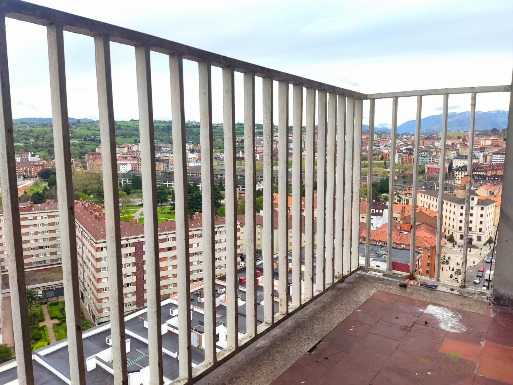 Venta de piso en Oviedo