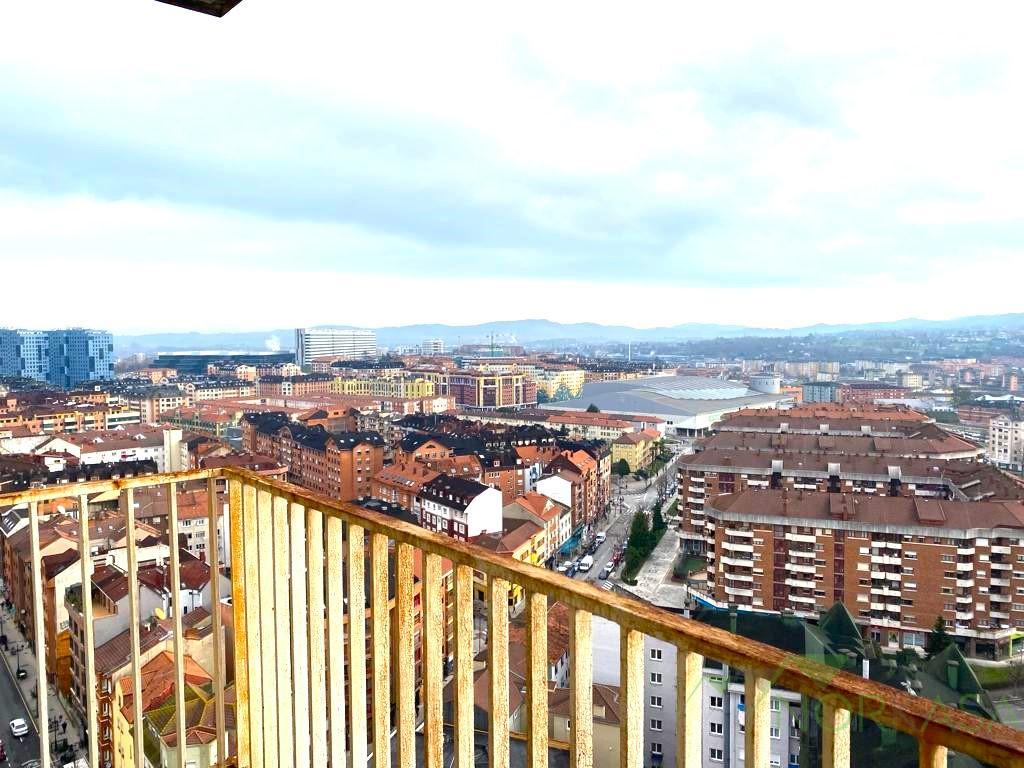 Venta de piso en Oviedo