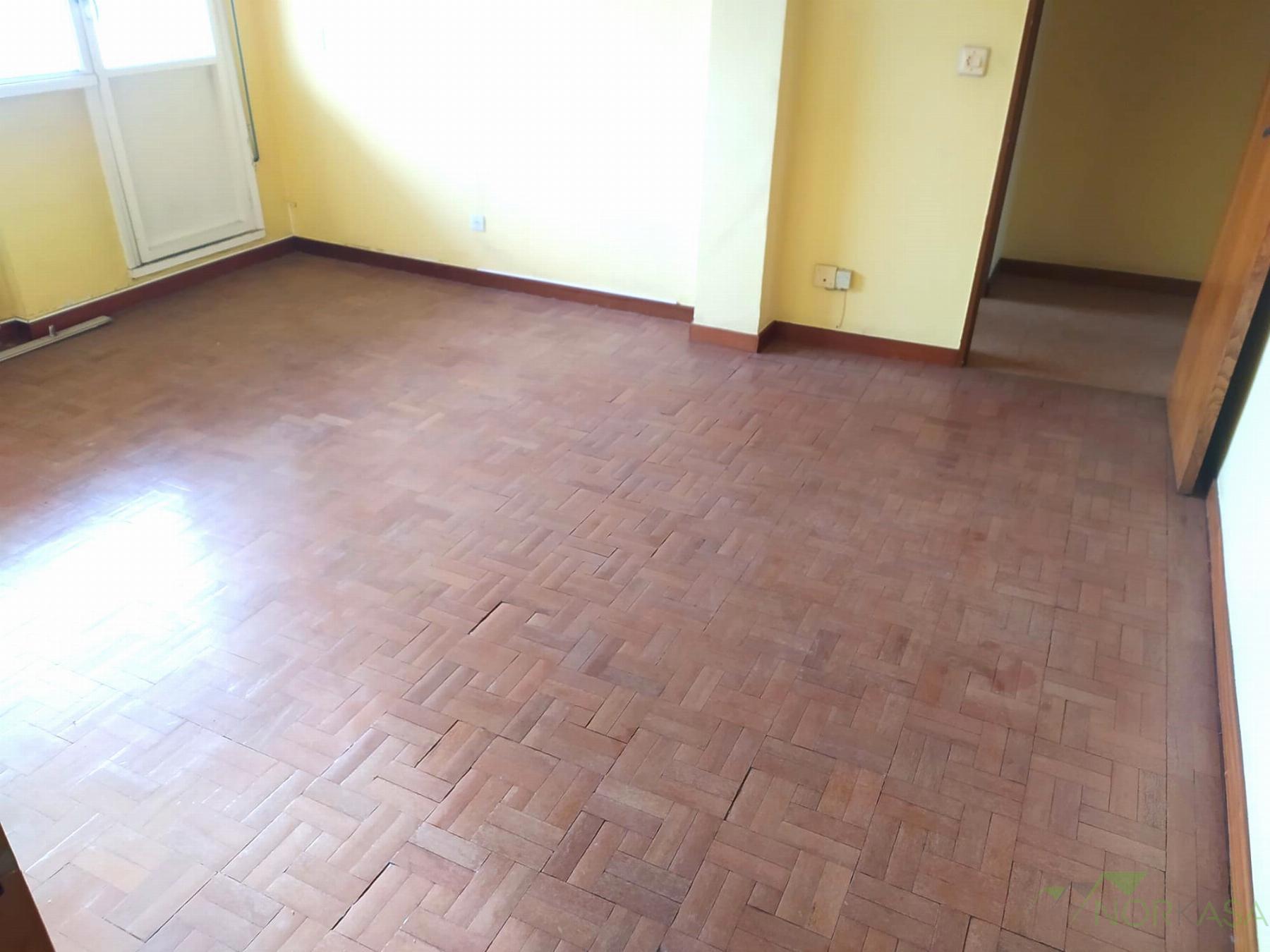 Venta de piso en Oviedo