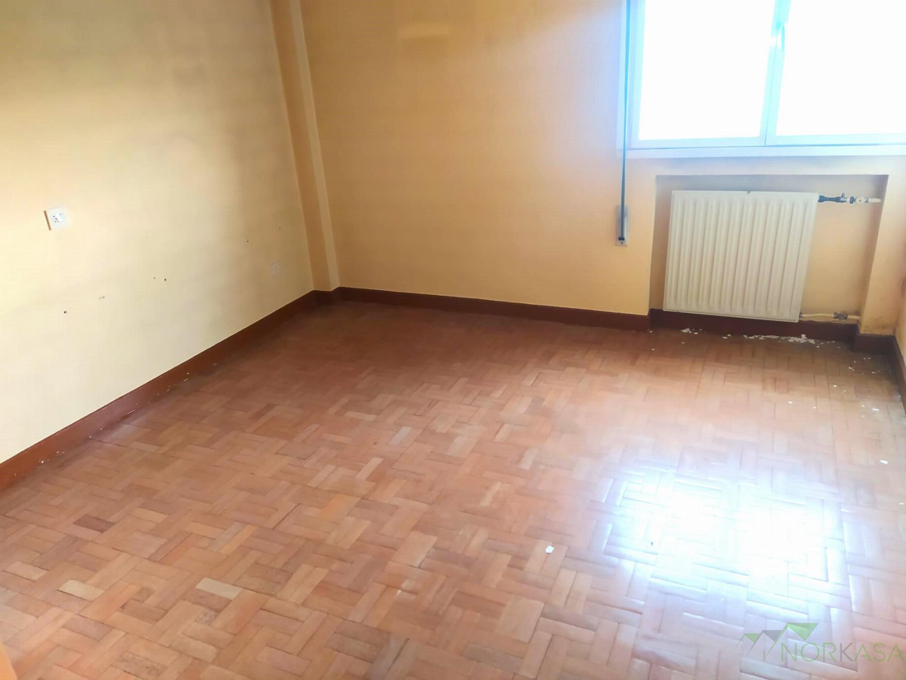 Venta de piso en Oviedo