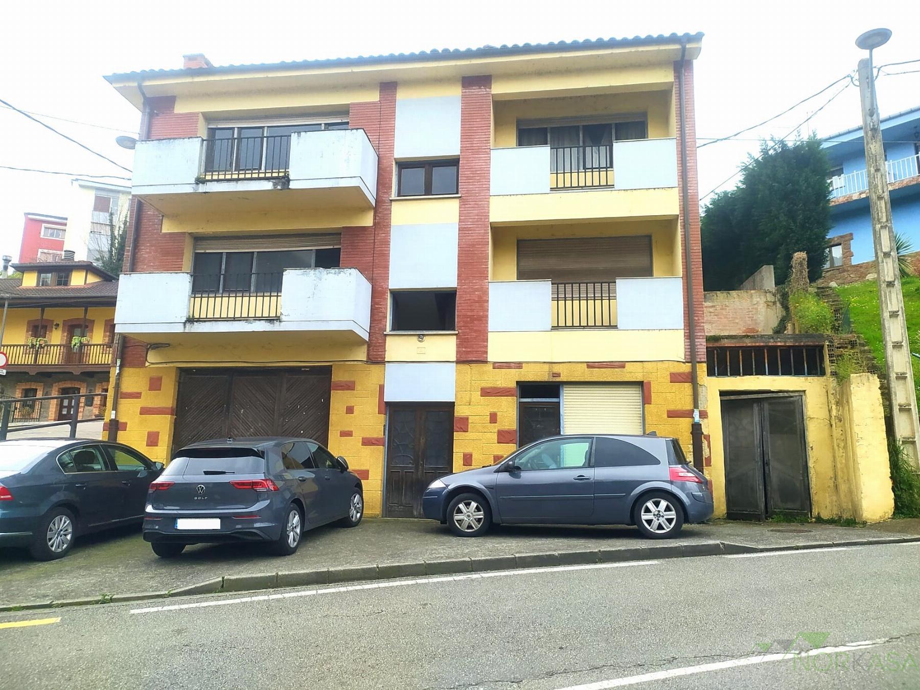 For sale of building in Ribera de Arriba