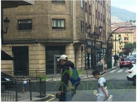 Venta de local comercial en Oviedo