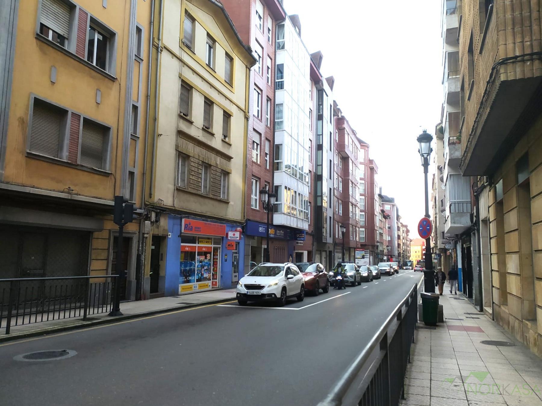Venta de local comercial en Oviedo