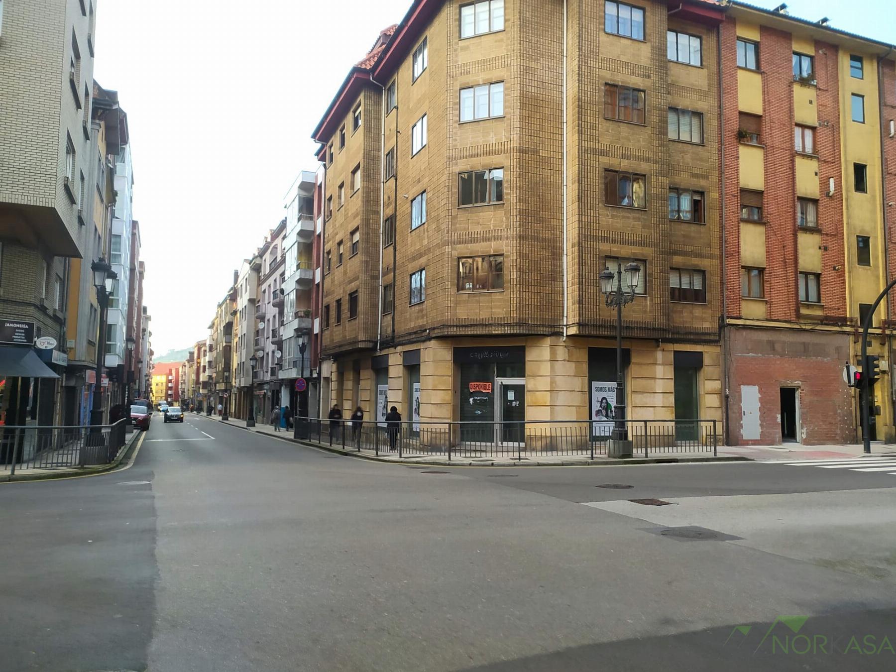 Venta de local comercial en Oviedo