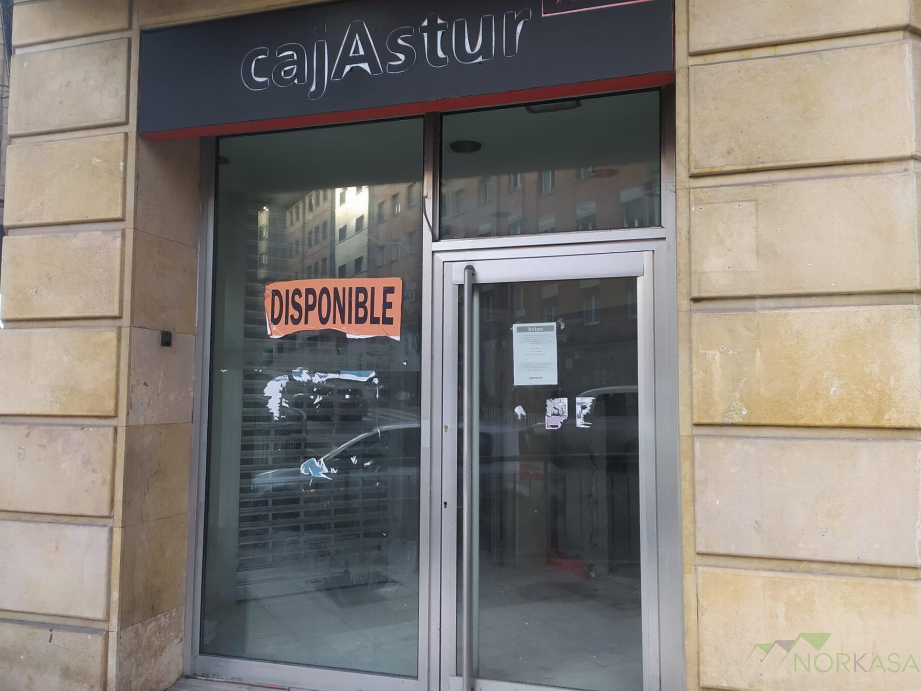 Venta de local comercial en Oviedo