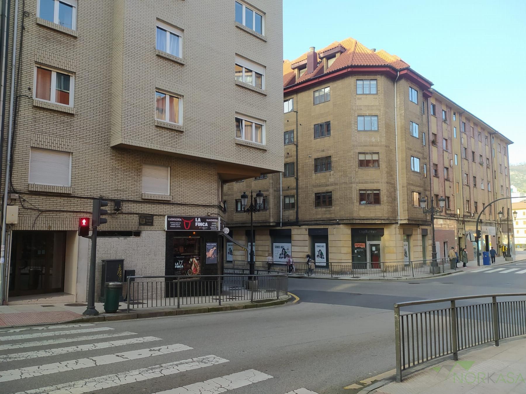 Venta de local comercial en Oviedo