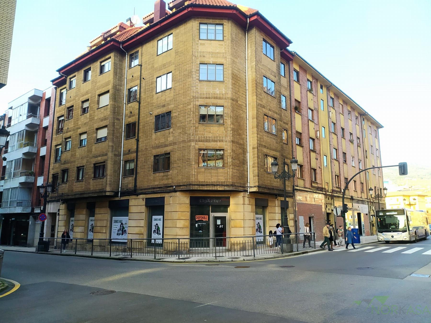 Venta de local comercial en Oviedo