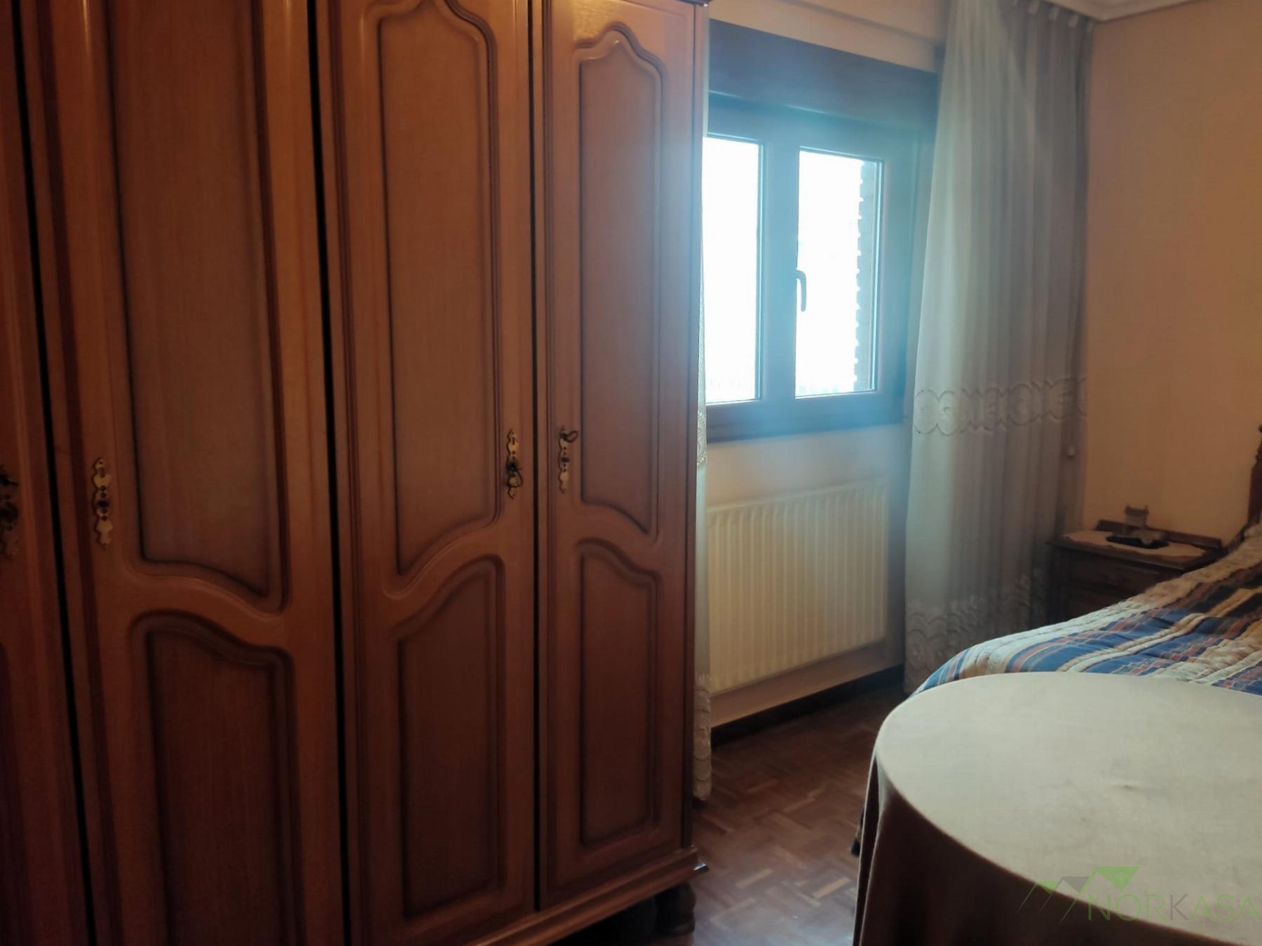 For sale of flat in Oviedo