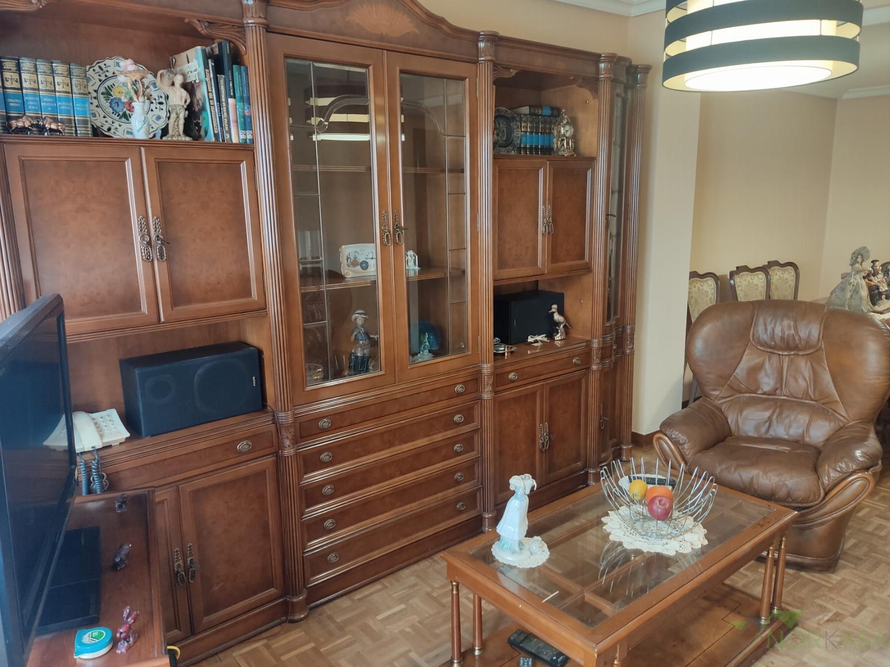 For sale of flat in Oviedo