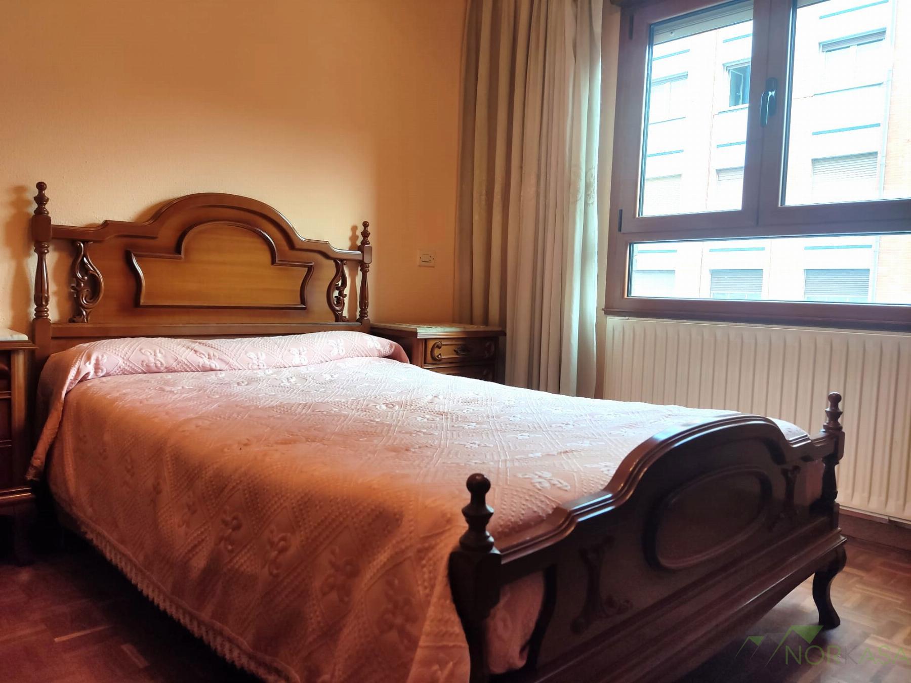 For sale of flat in Oviedo