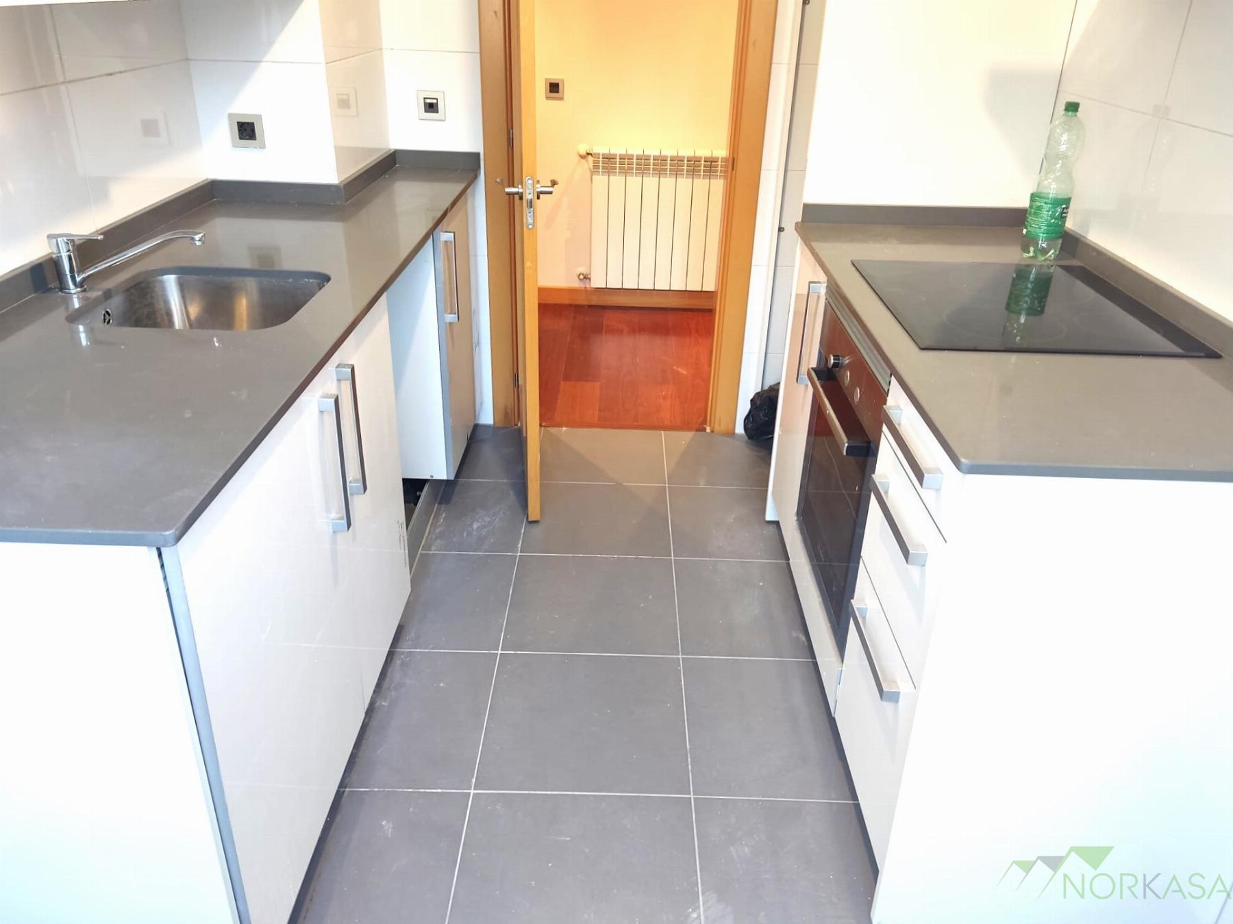 For sale of apartment in Oviedo