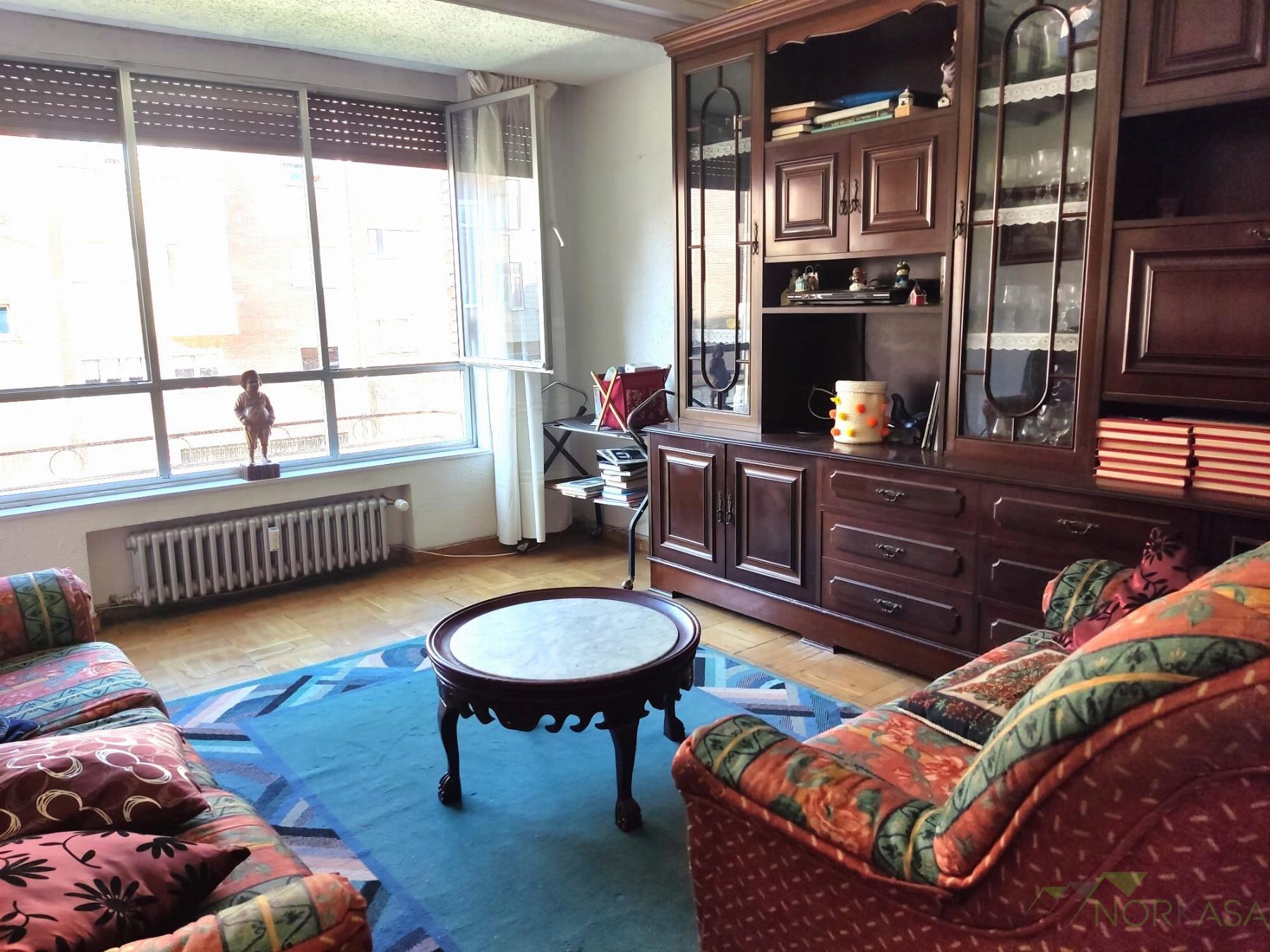 For sale of flat in Oviedo