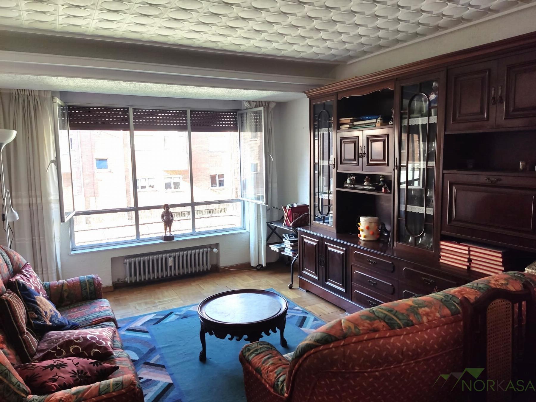 For sale of flat in Oviedo