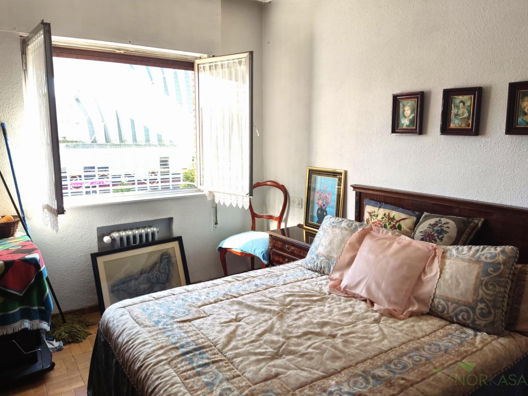 For sale of flat in Oviedo