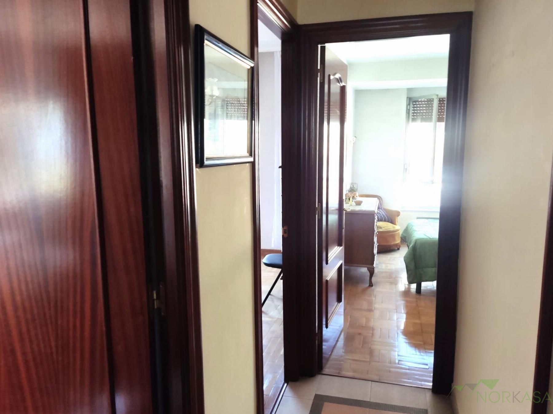 For sale of flat in Oviedo