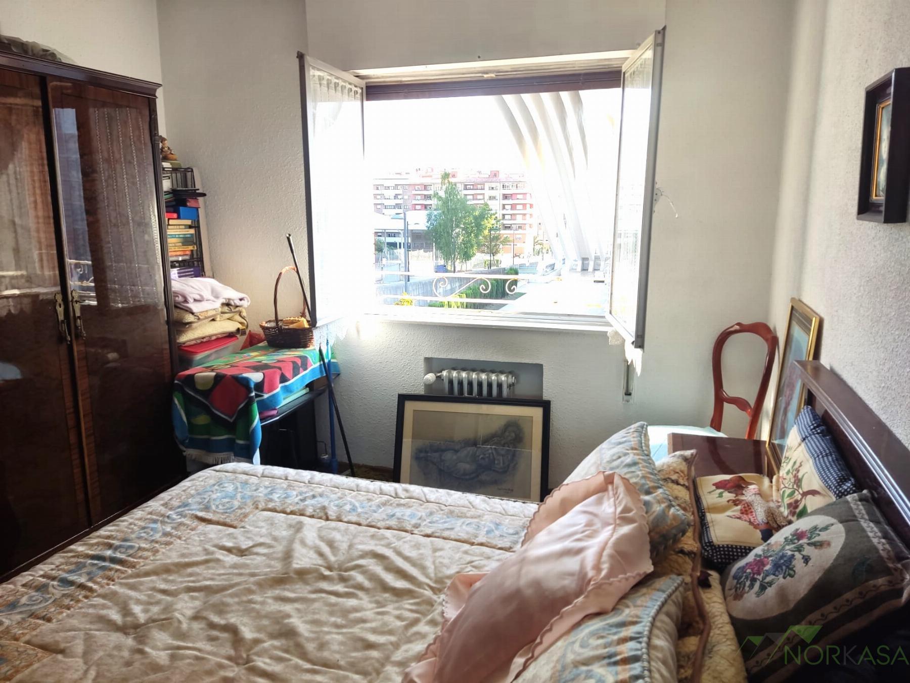 For sale of flat in Oviedo