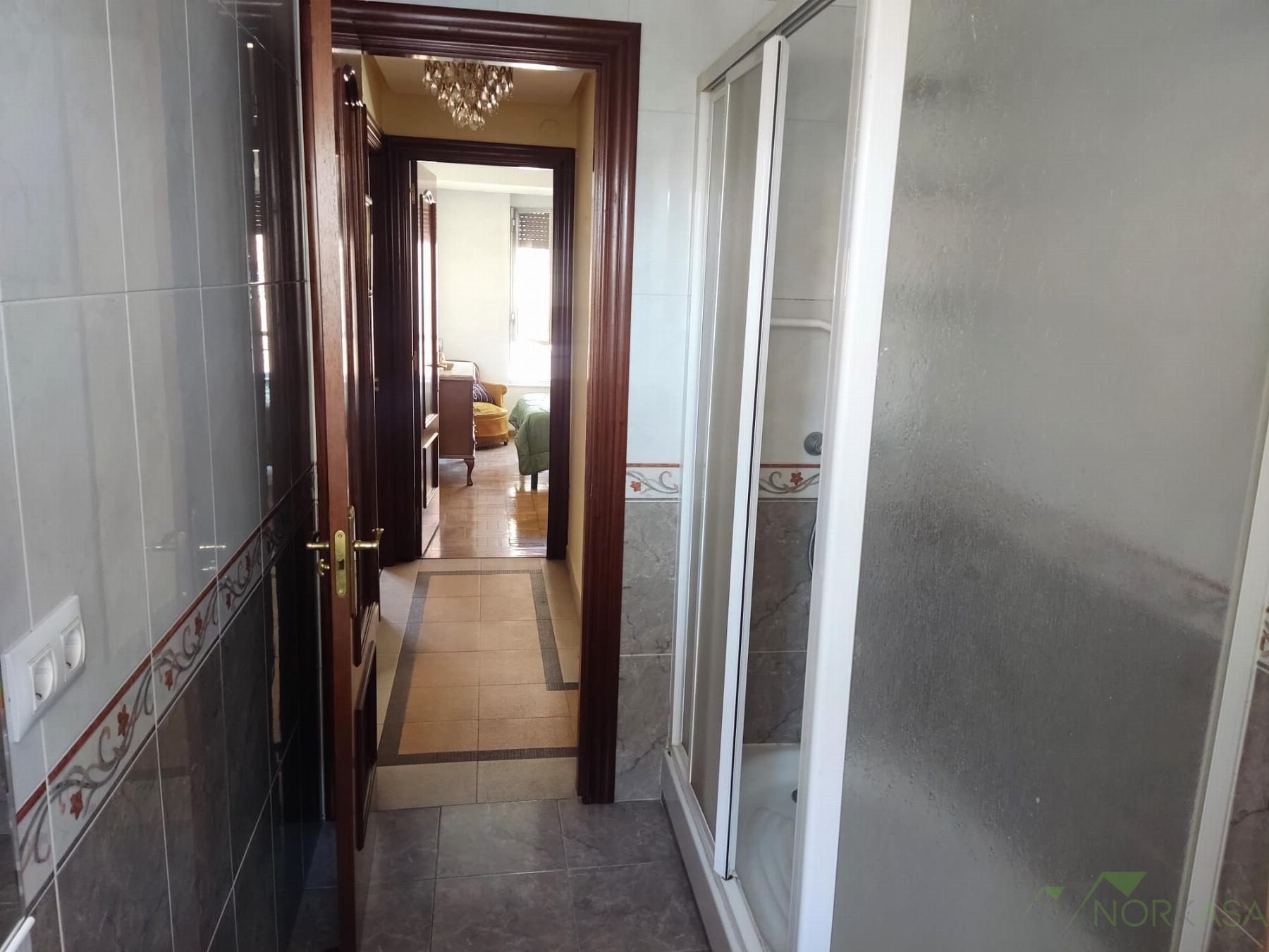 For sale of flat in Oviedo