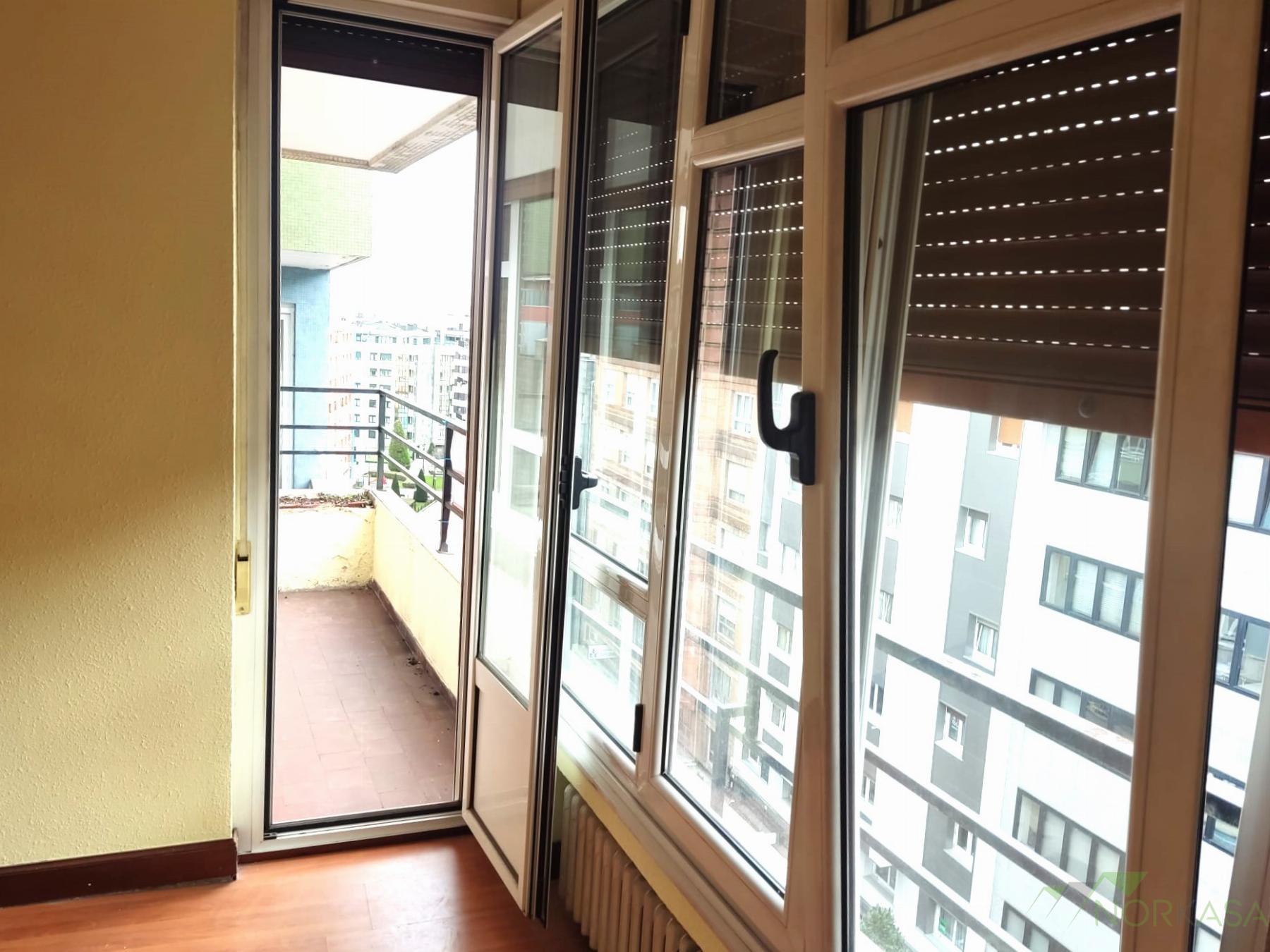 For sale of flat in Oviedo