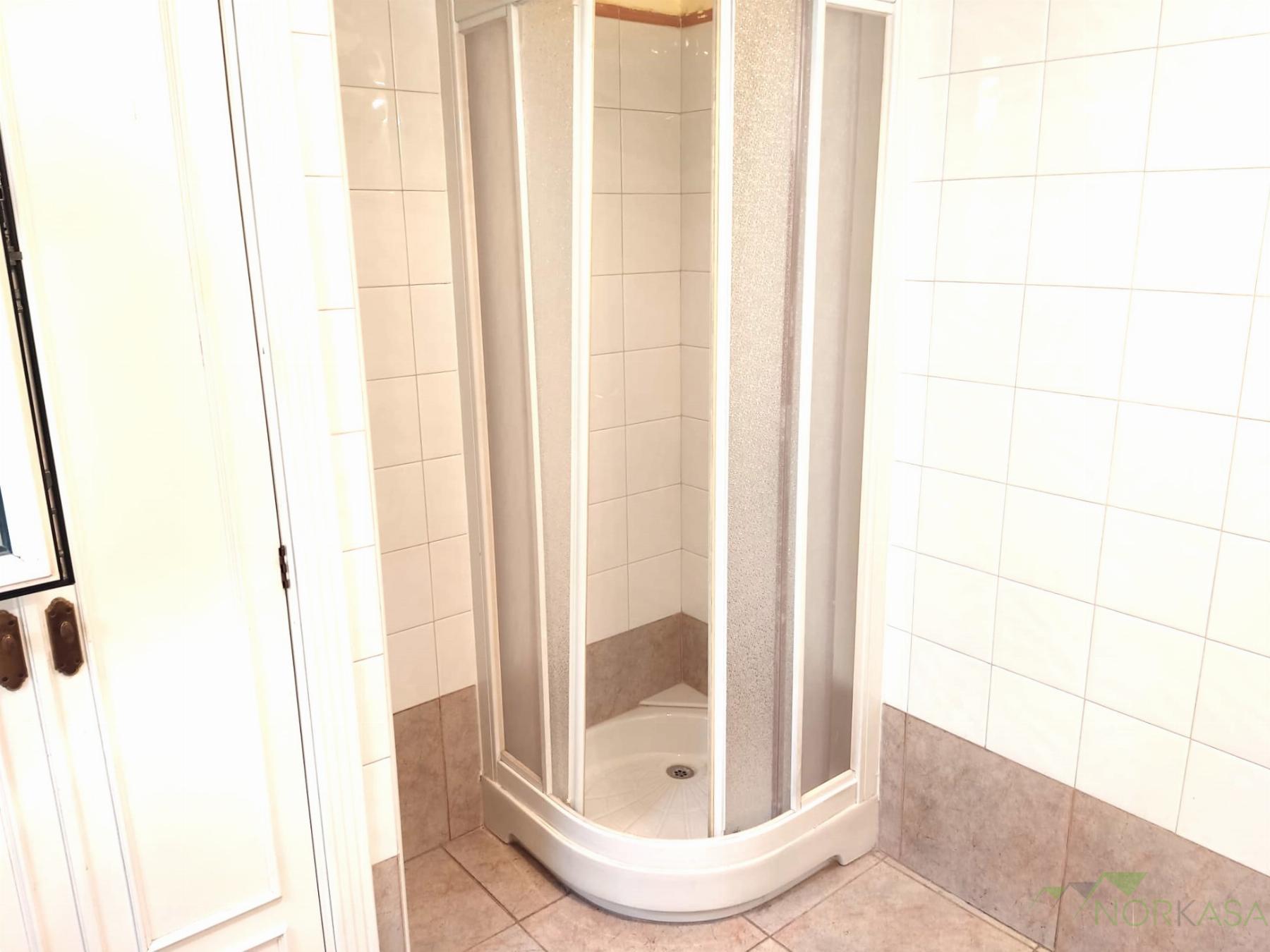 For sale of flat in Oviedo