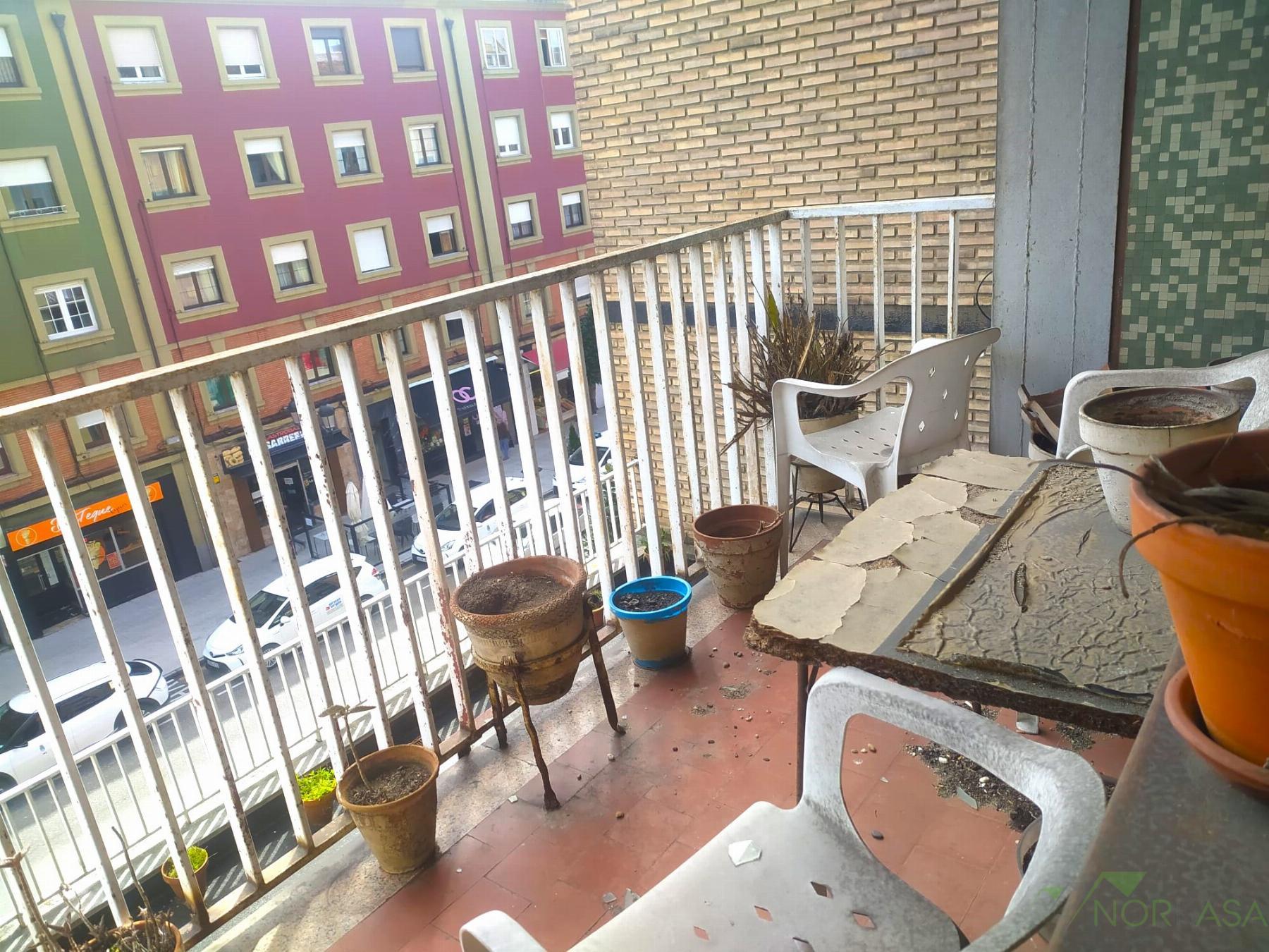 Venta de piso en Oviedo