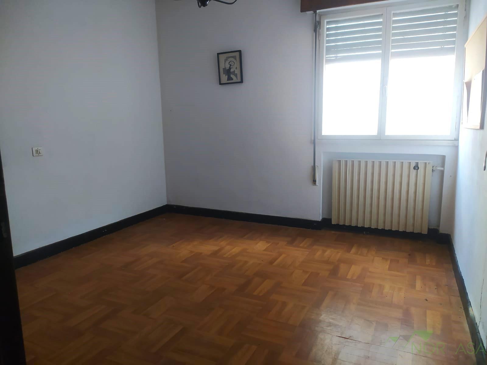 Venta de piso en Oviedo