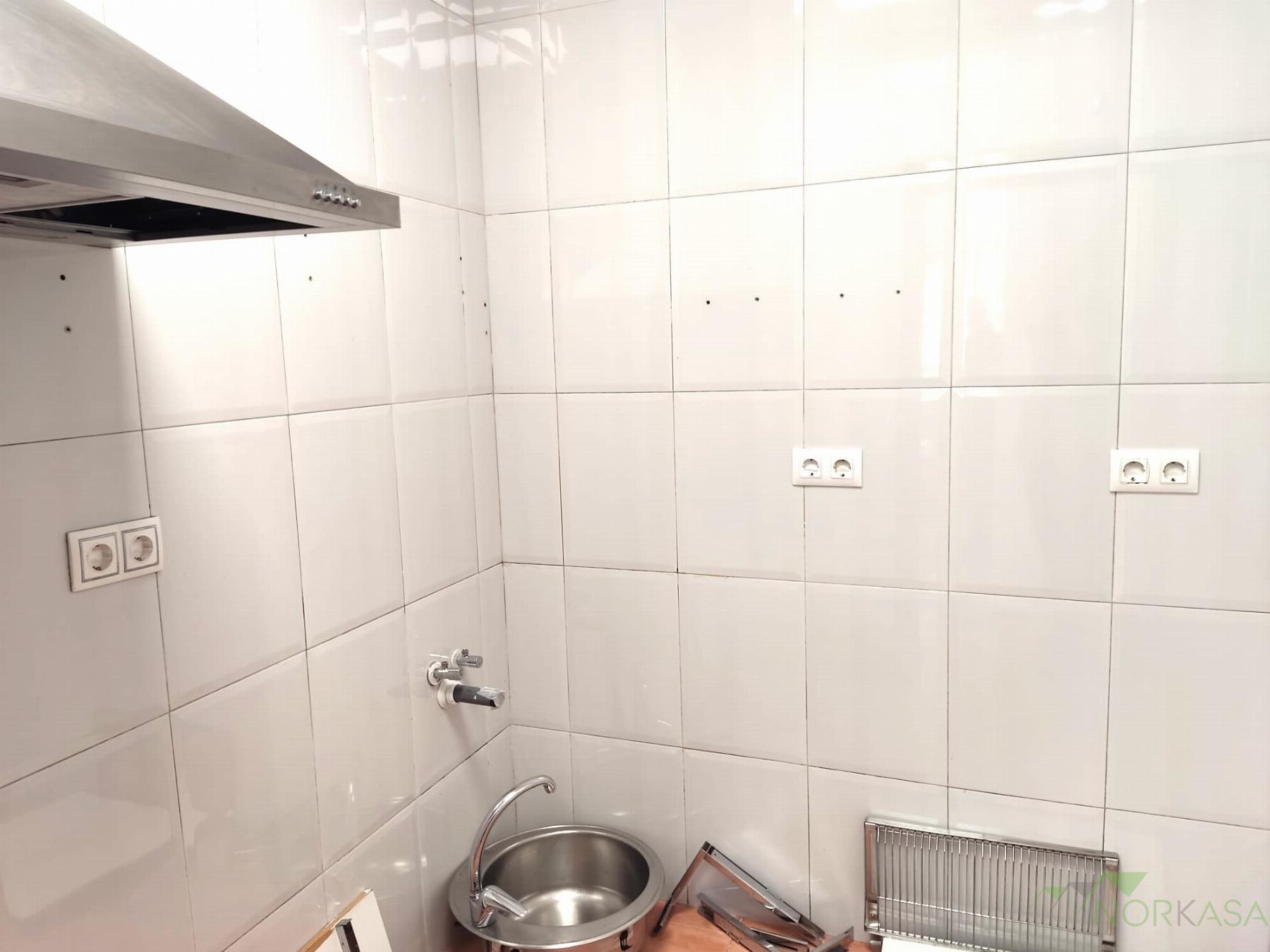 For sale of commercial in Oviedo