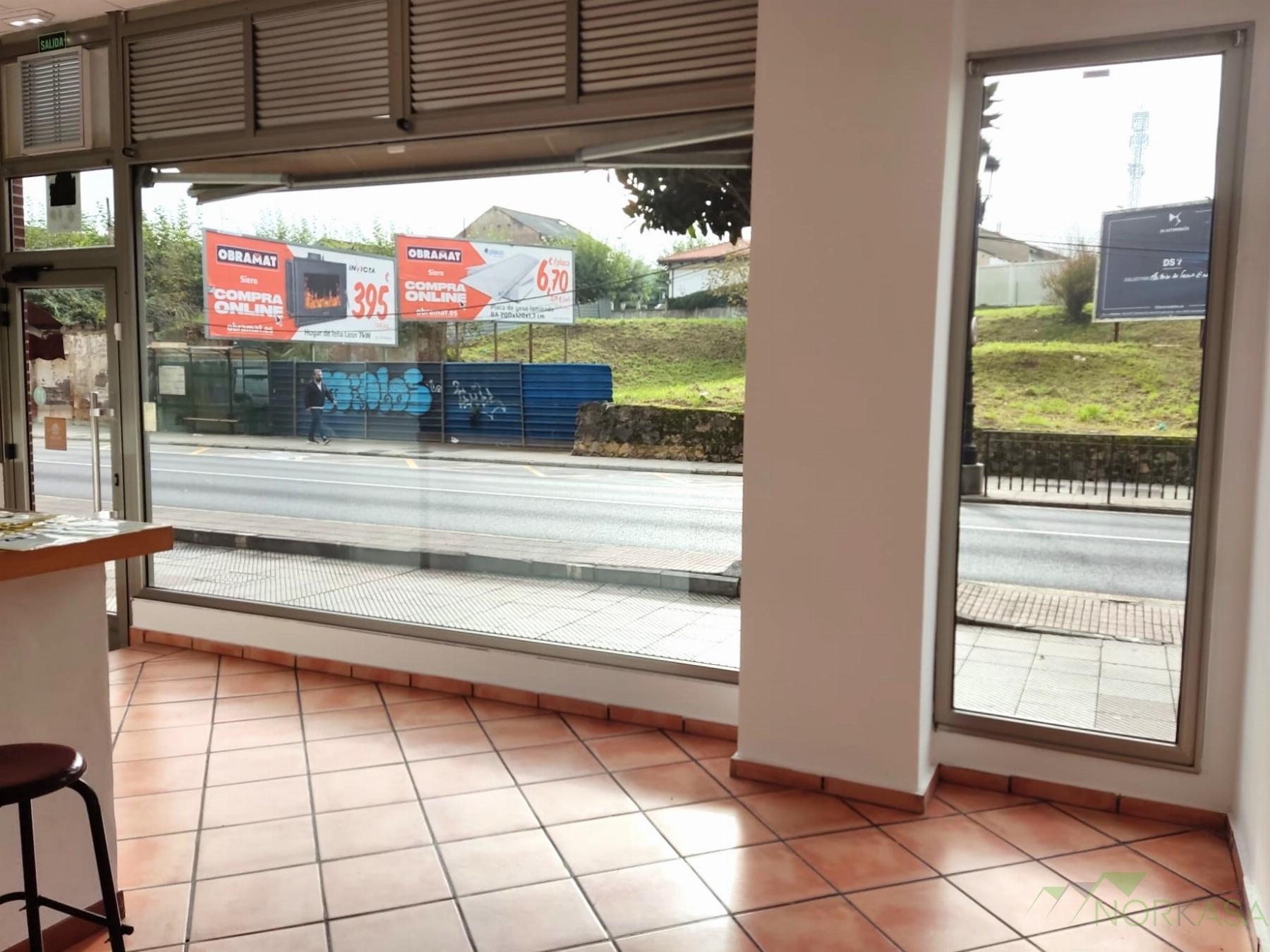 For sale of commercial in Oviedo
