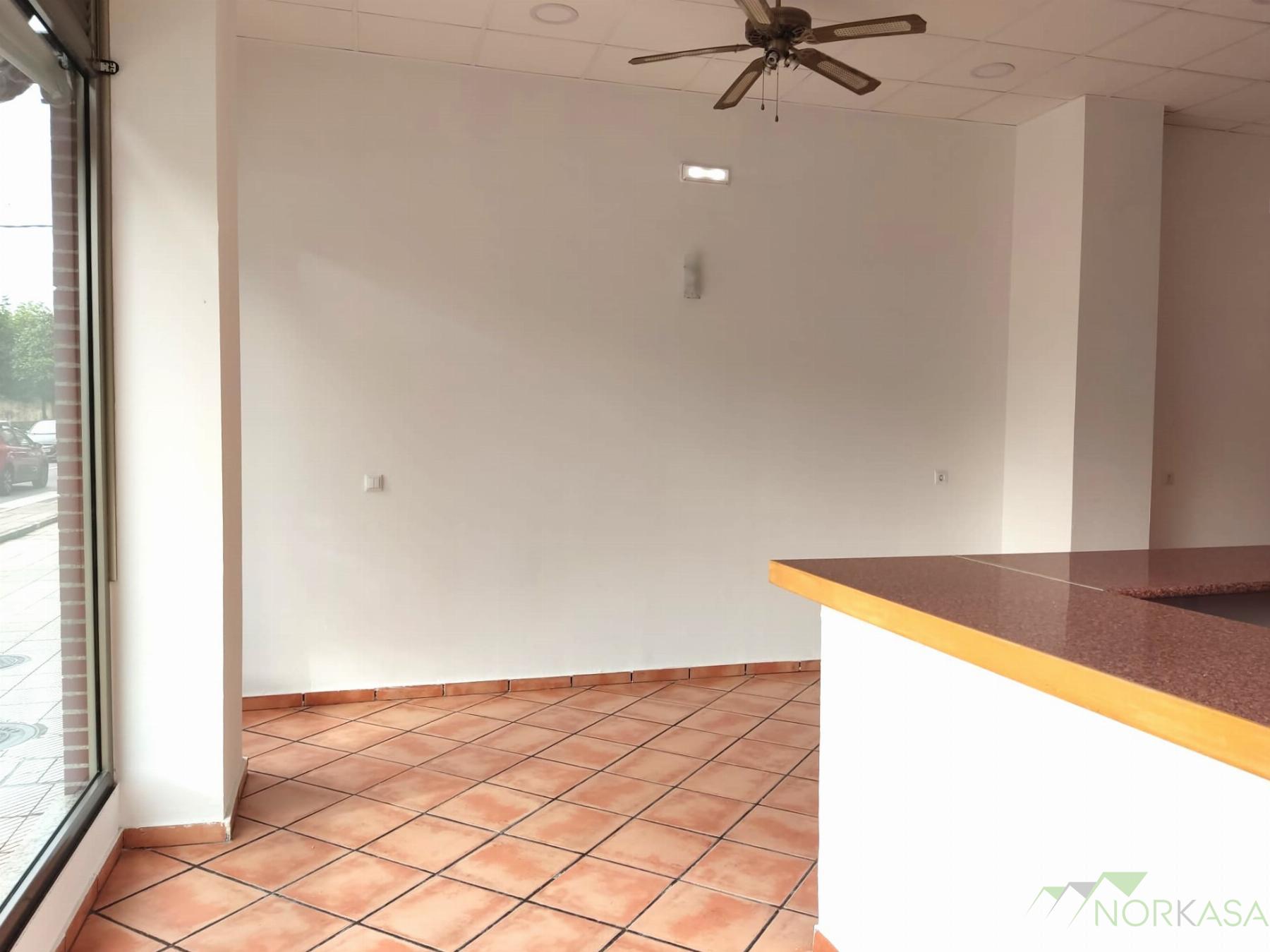 For sale of commercial in Oviedo