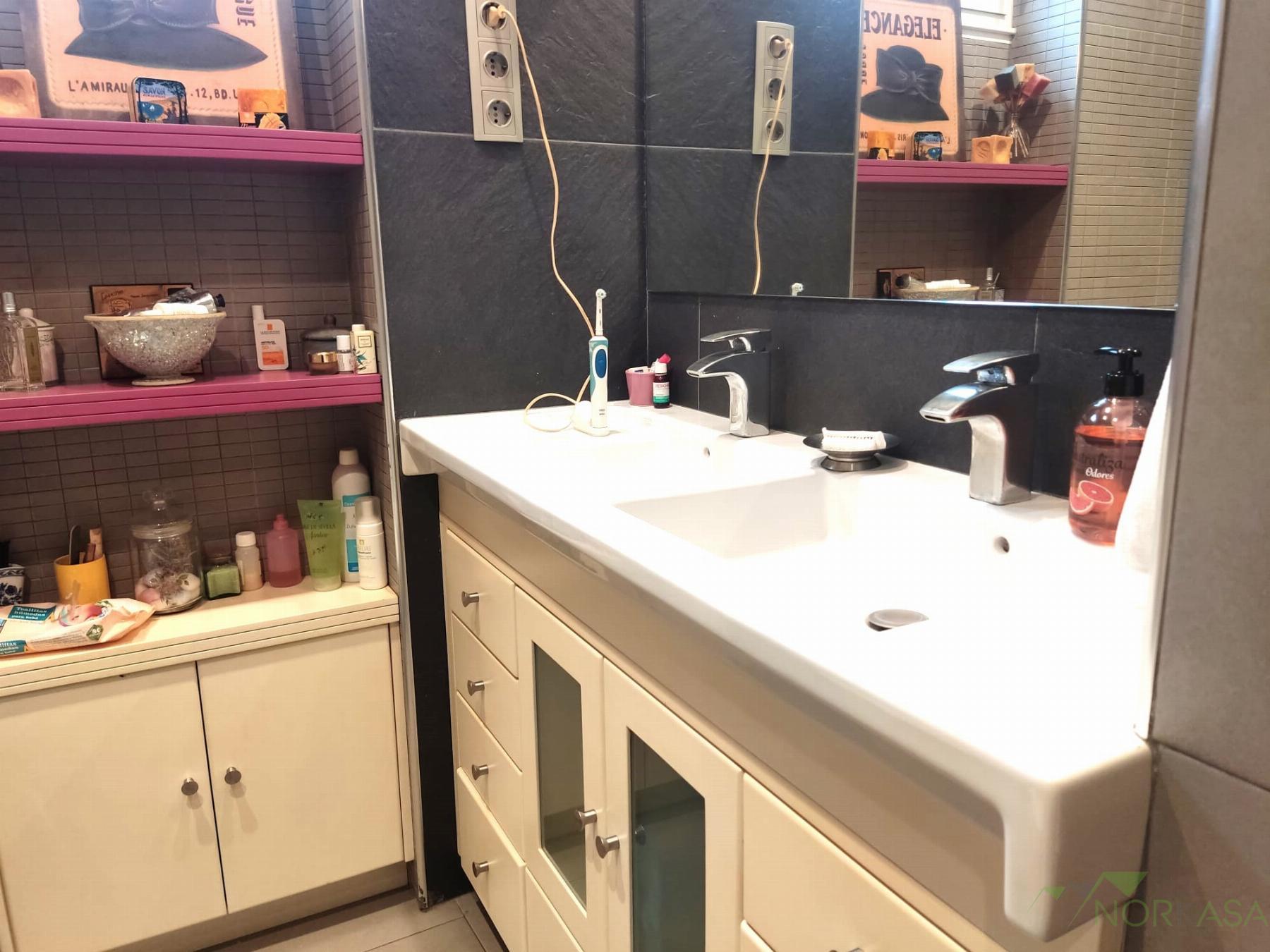 For sale of flat in Oviedo