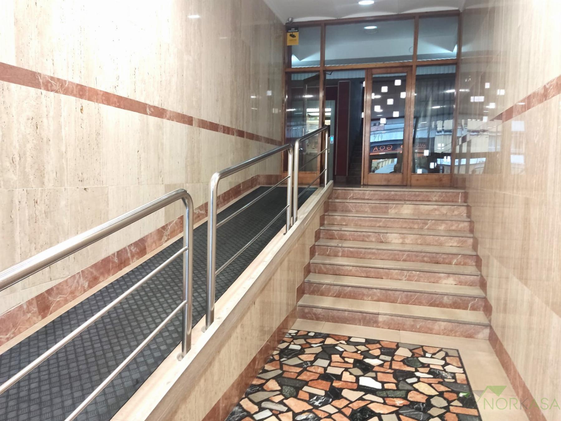 For sale of flat in Oviedo