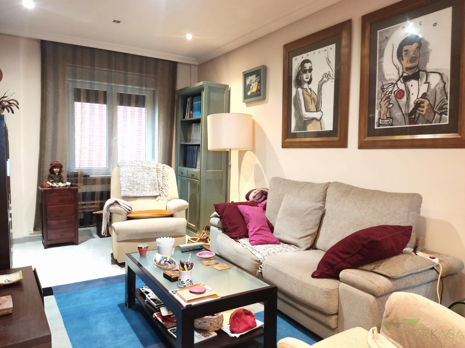 For sale of flat in Oviedo