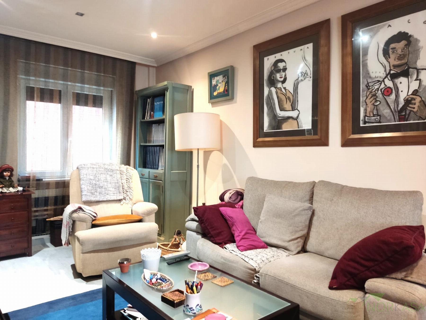 For sale of flat in Oviedo