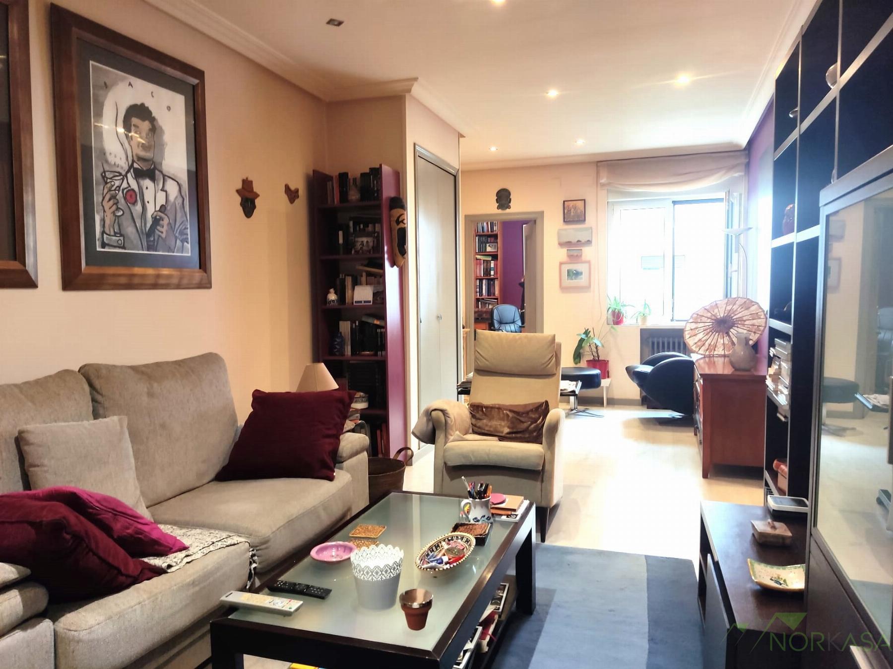 For sale of flat in Oviedo