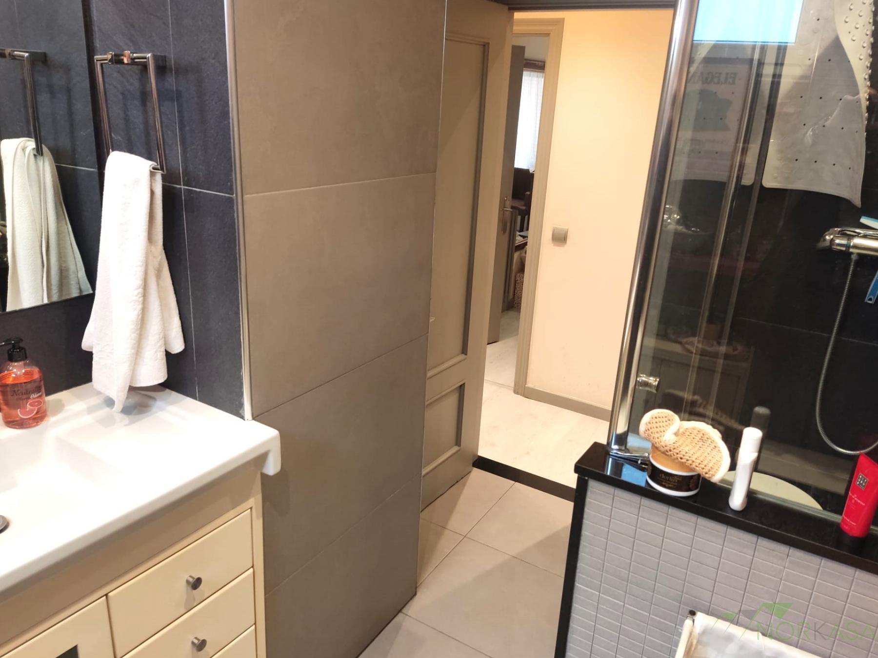 For sale of flat in Oviedo